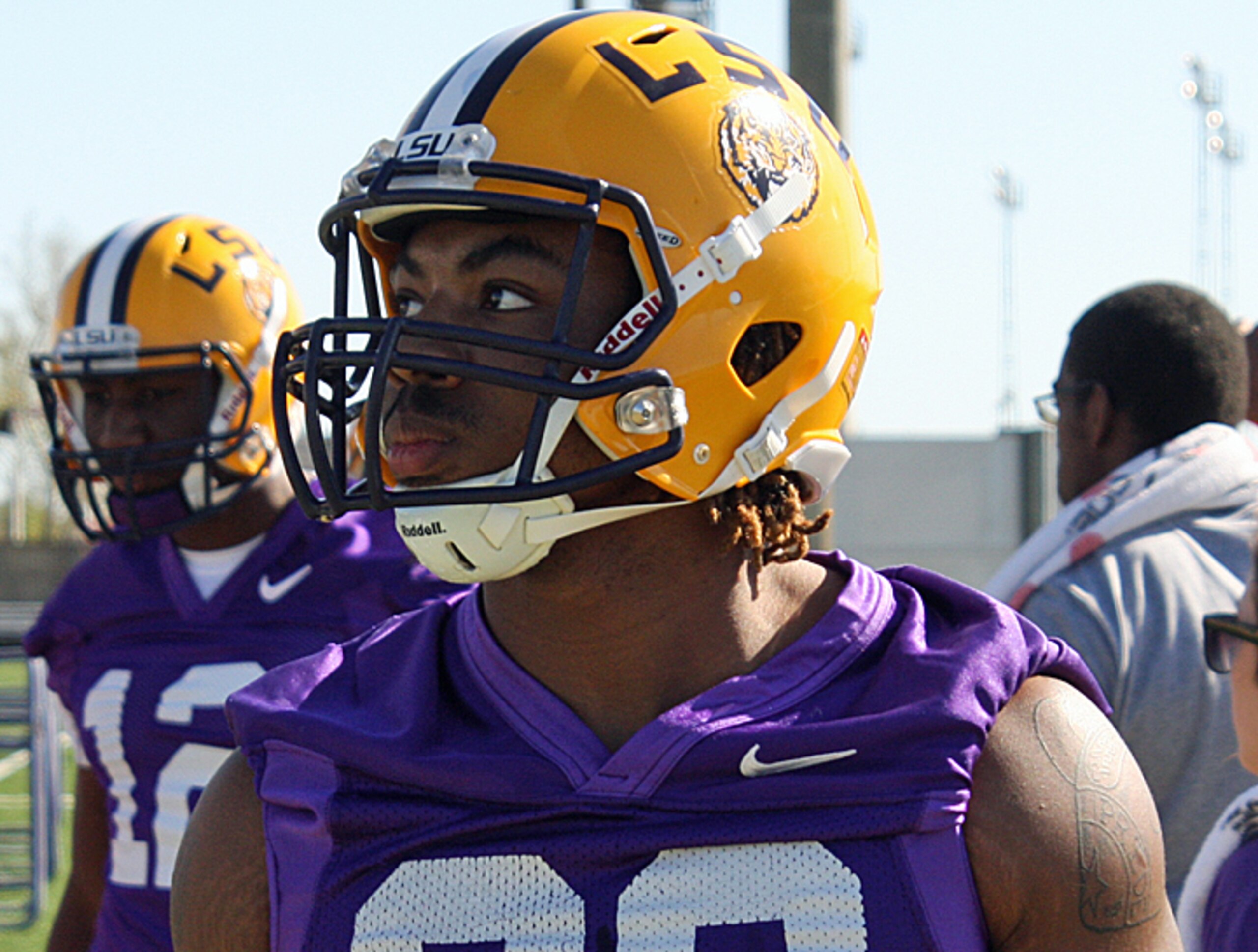 LSU linebacker Lamar Louis