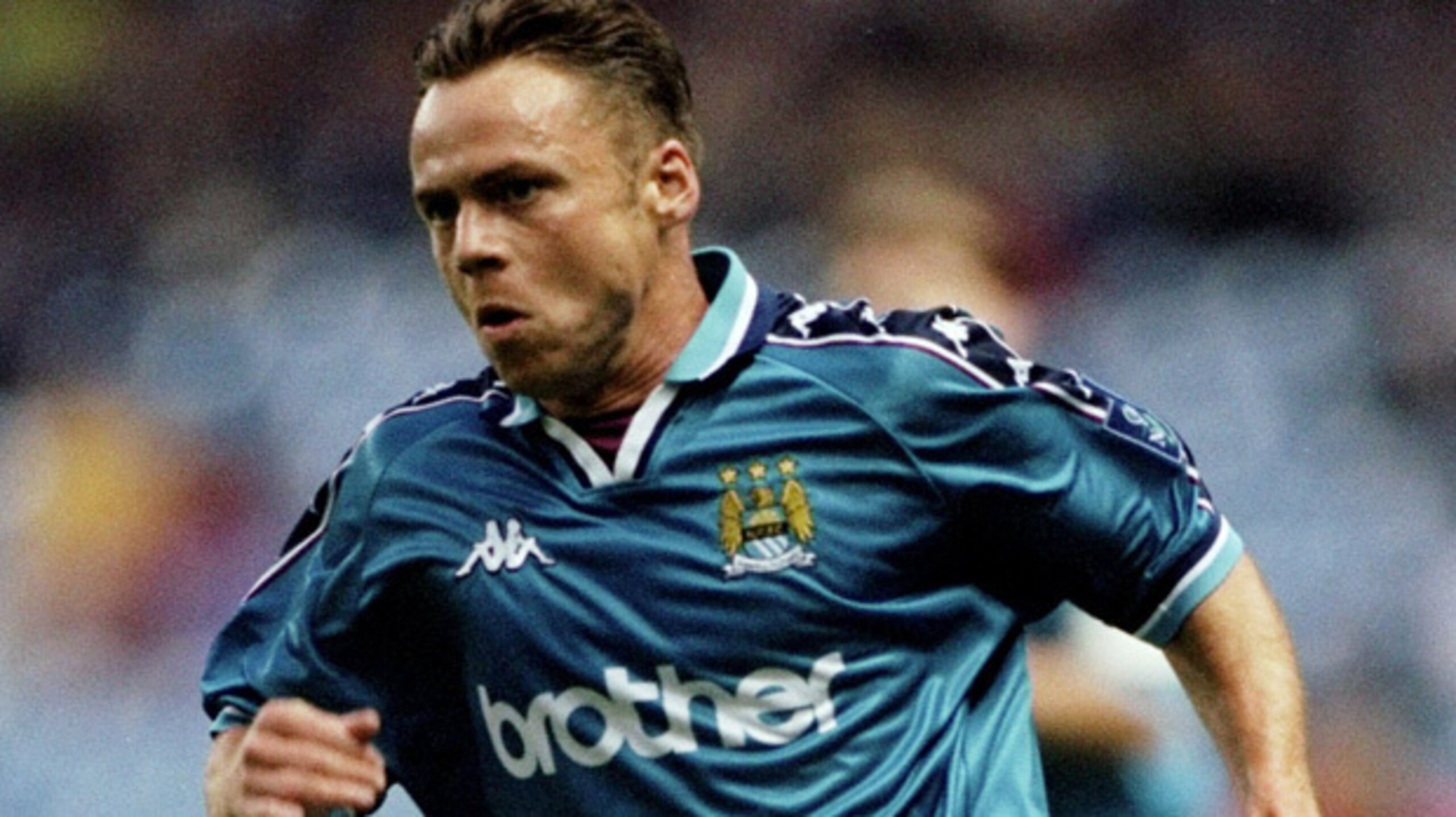 Dickov can run but he cannot hide from the hideous shirt he is wearing.