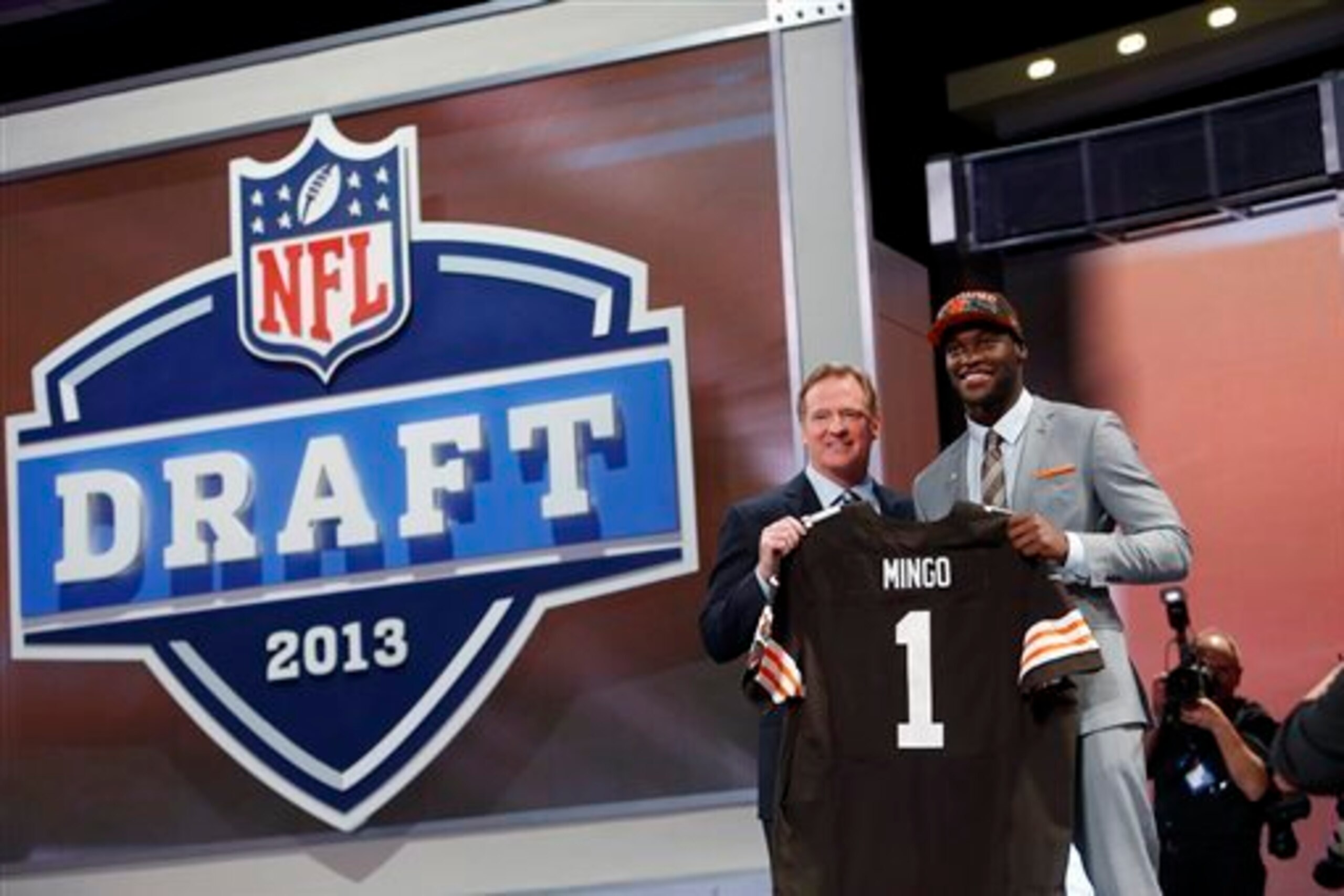 Last year, the Browns selected linebacker Barkevious Mingo in the first round. This year, could the focus shift to offense?
