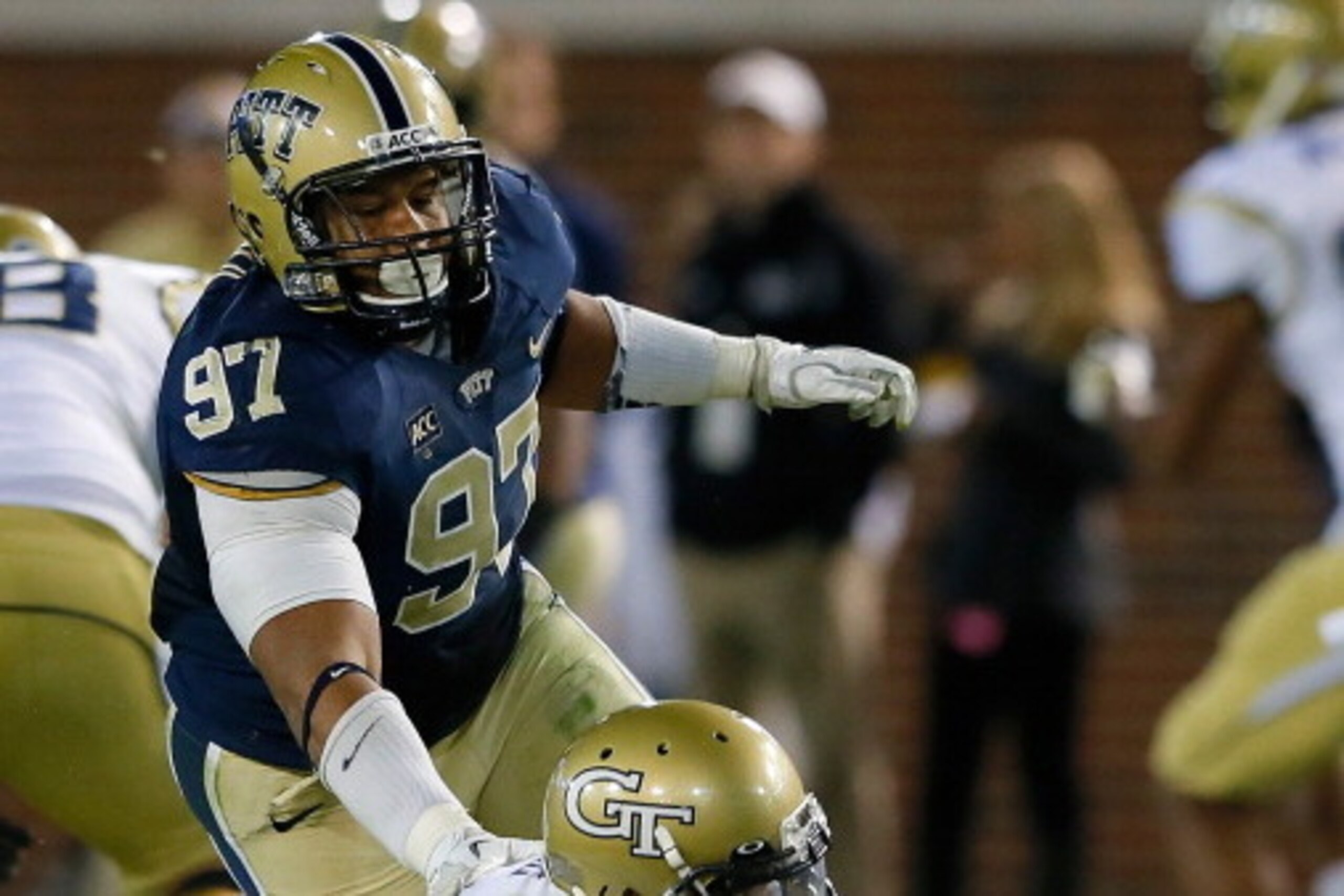 Aaron Donald tops most mock drafts for the Giants.