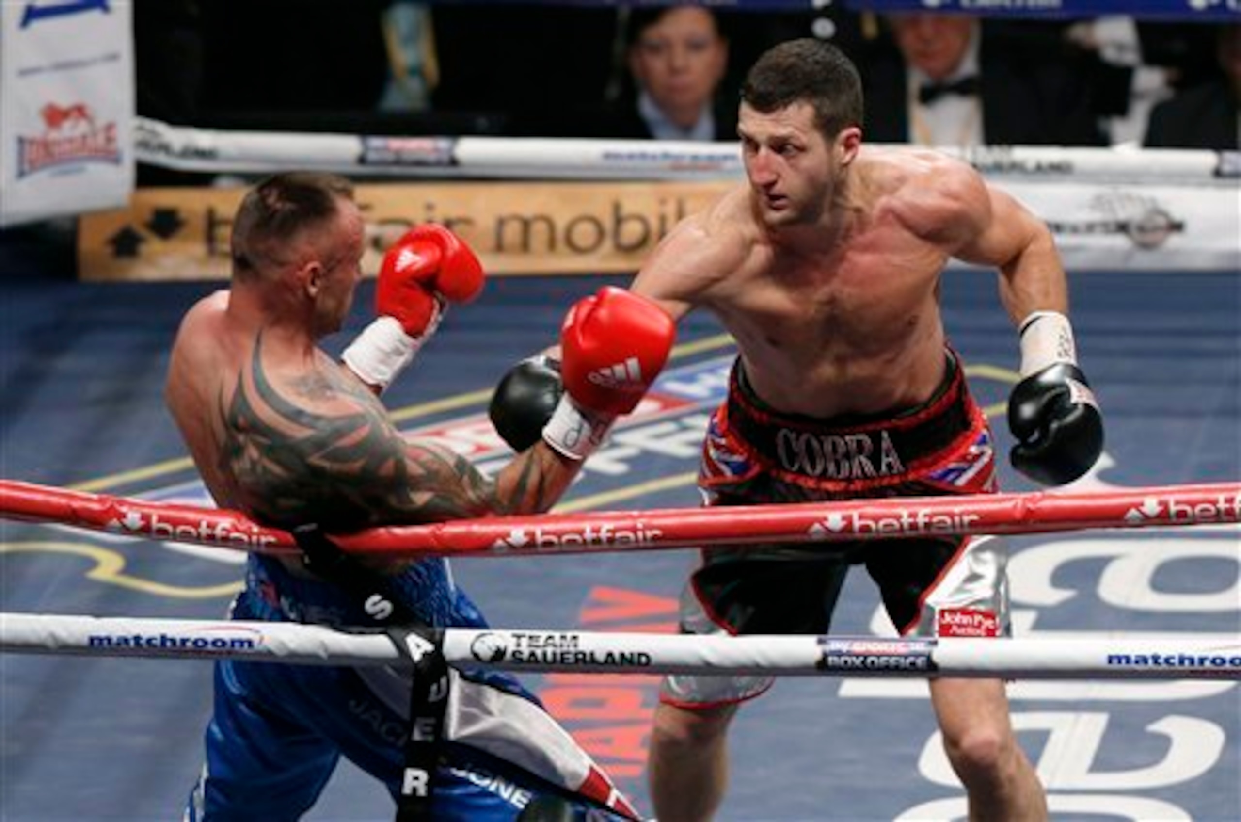 Froch beat Groves last year. Can he do it again in 2014?