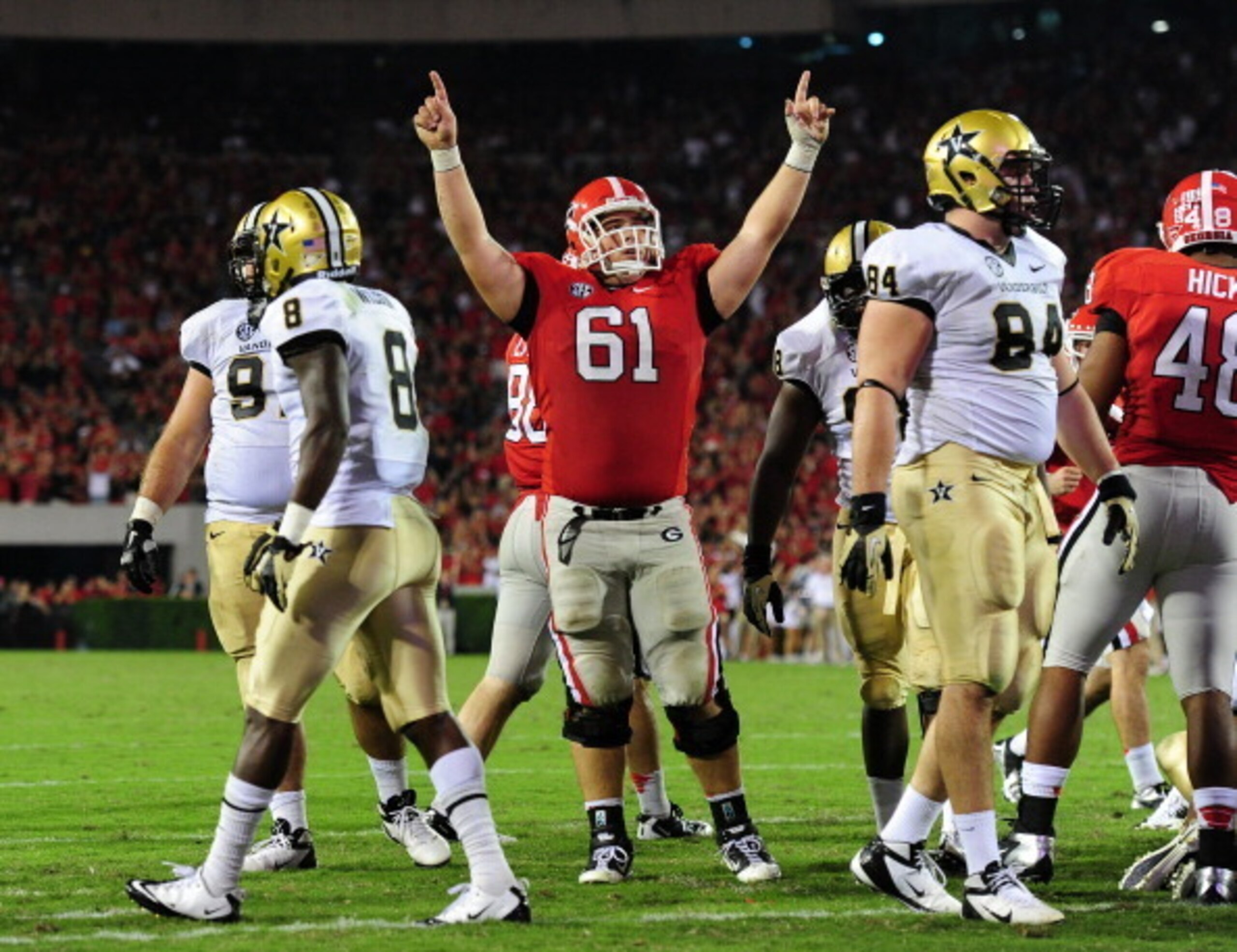 Georgia center David Andrews