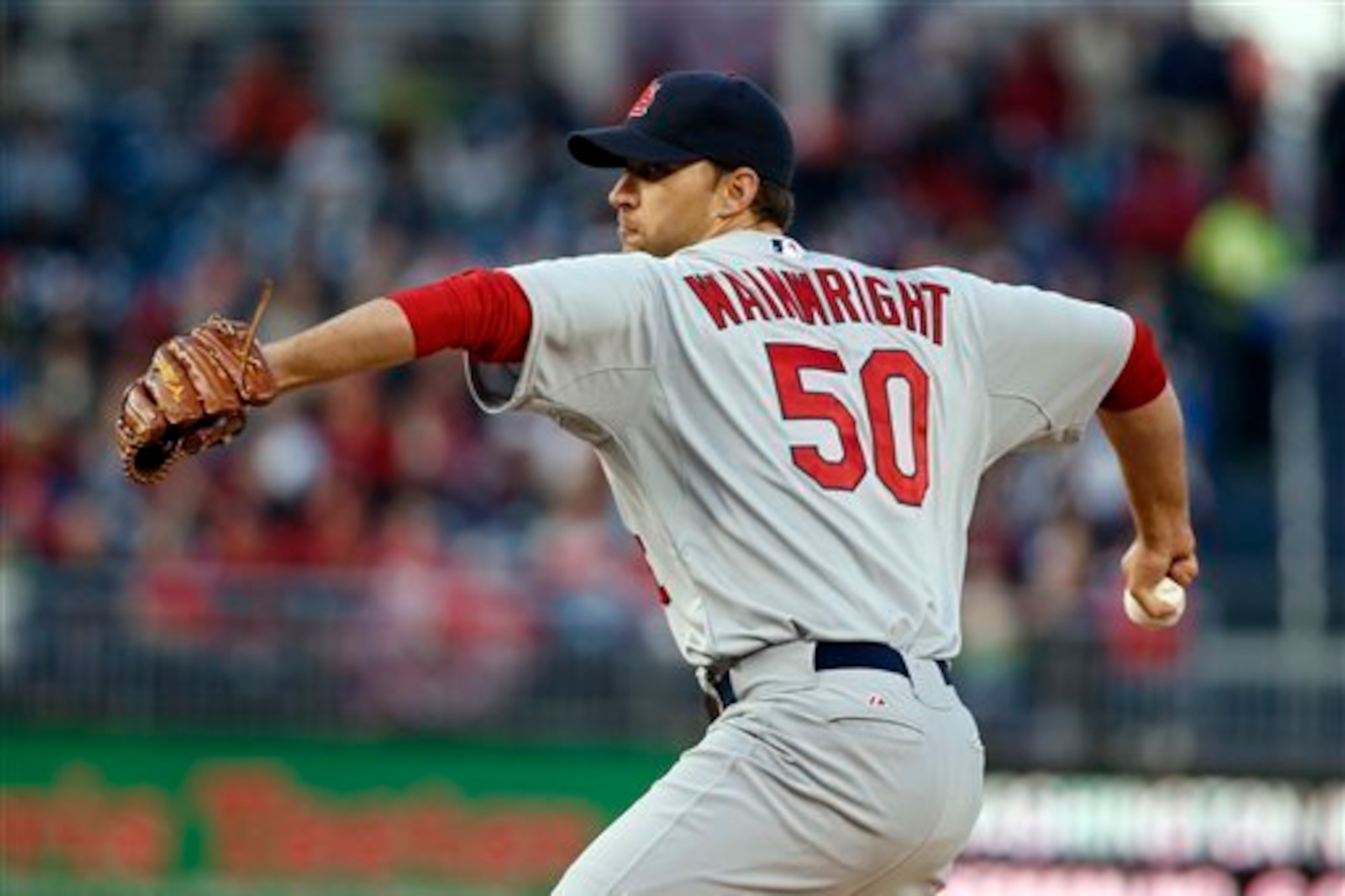 Adam Wainwright throws a pitch against the Nationals on April 17.