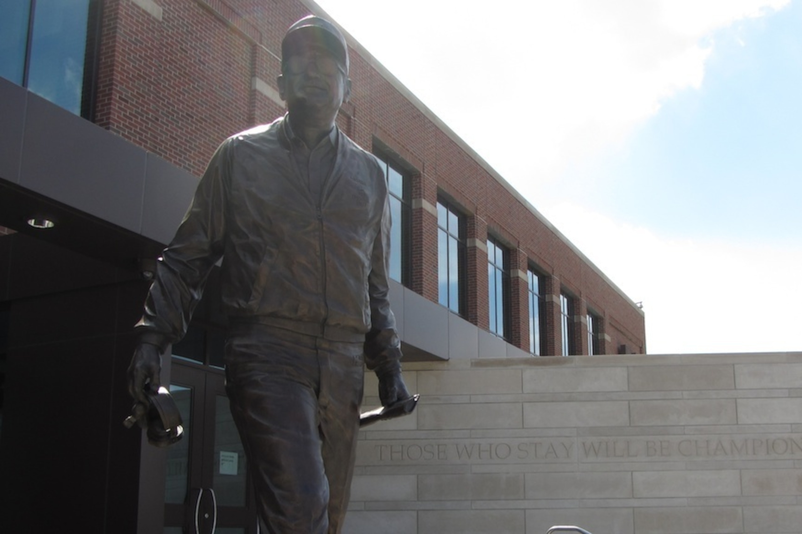 Bo Schembechler statue