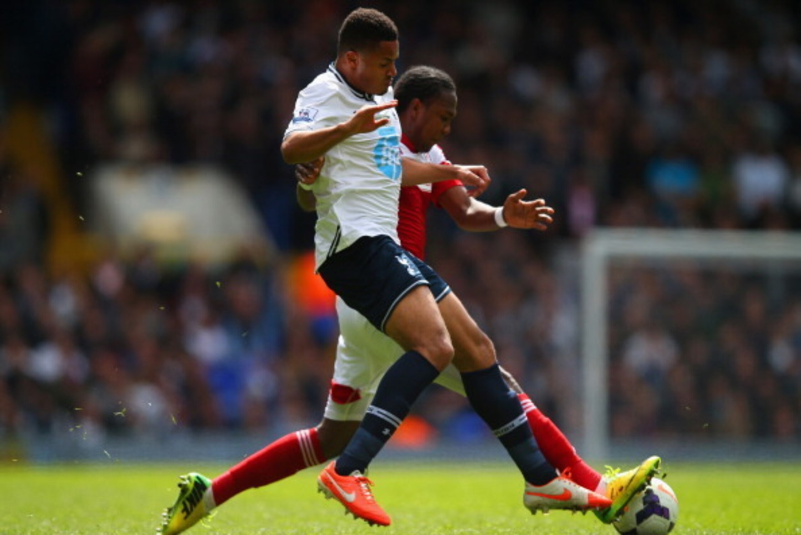 Zeki Fryers engages in one of a number of duels with Hugo Rodallega. Zeki Fryers engages in one of a number of duels with Hugo Rodallega.