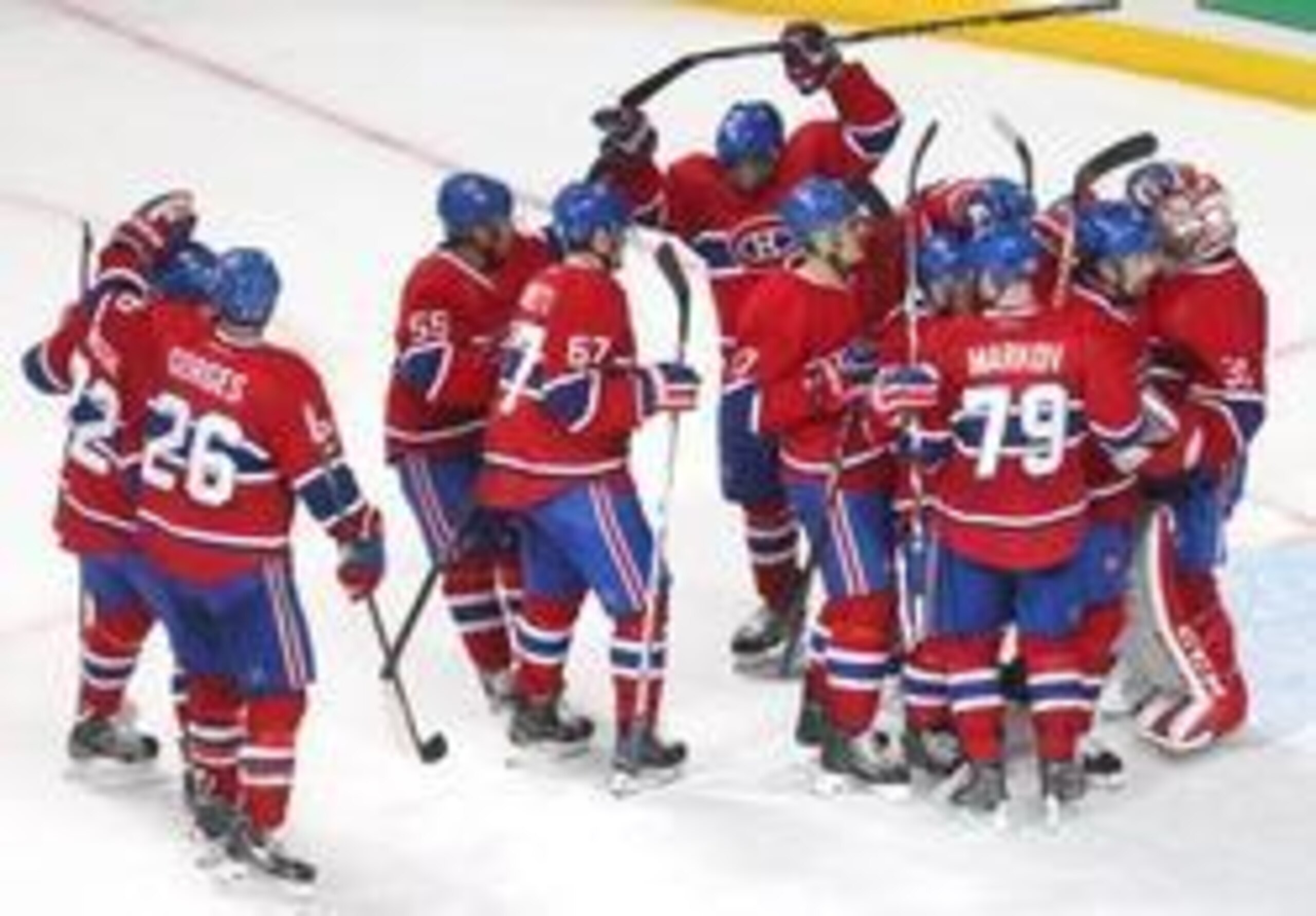 The Canadiens celebrate their Game 3 win.