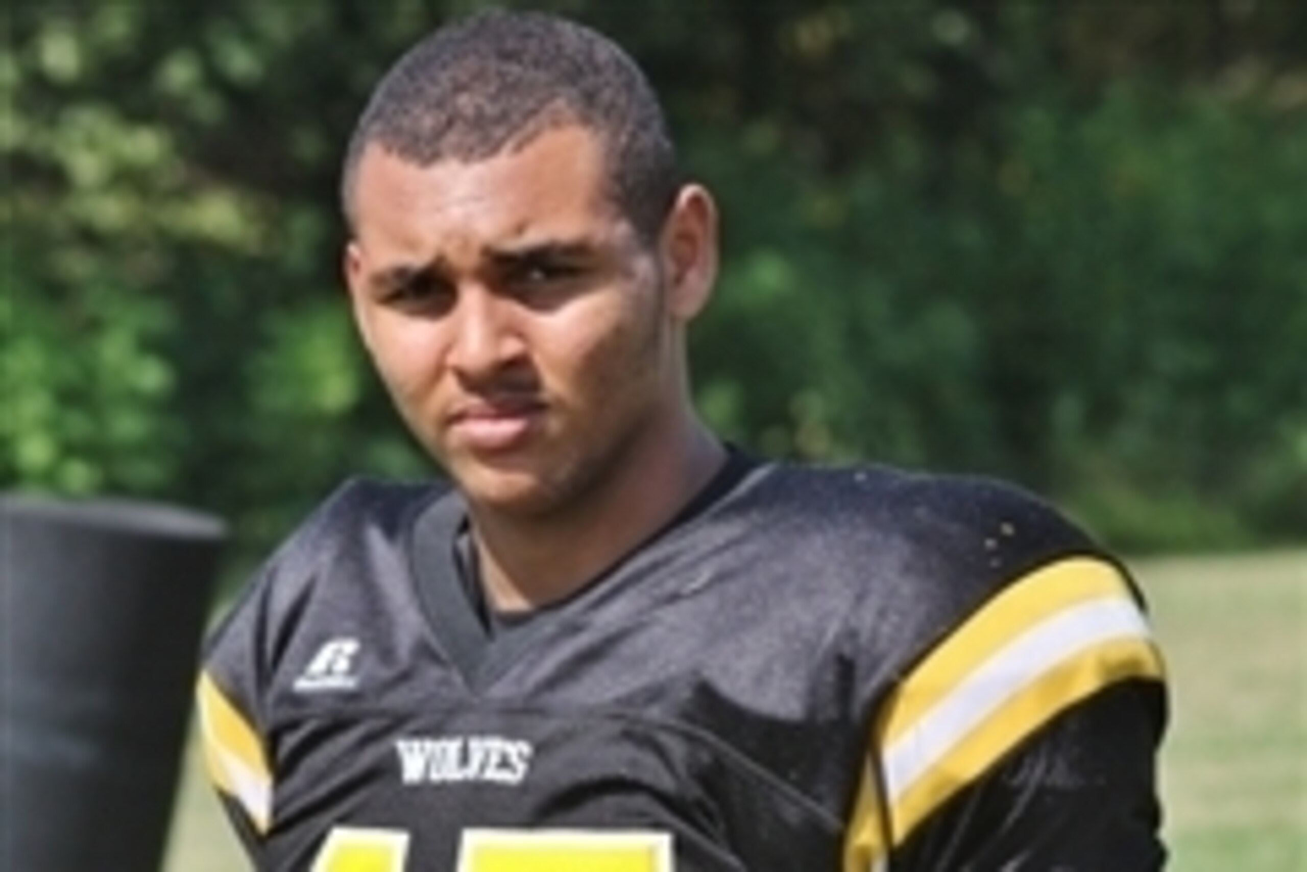 247Sports expects Darian Roseboro to commit to NC State.