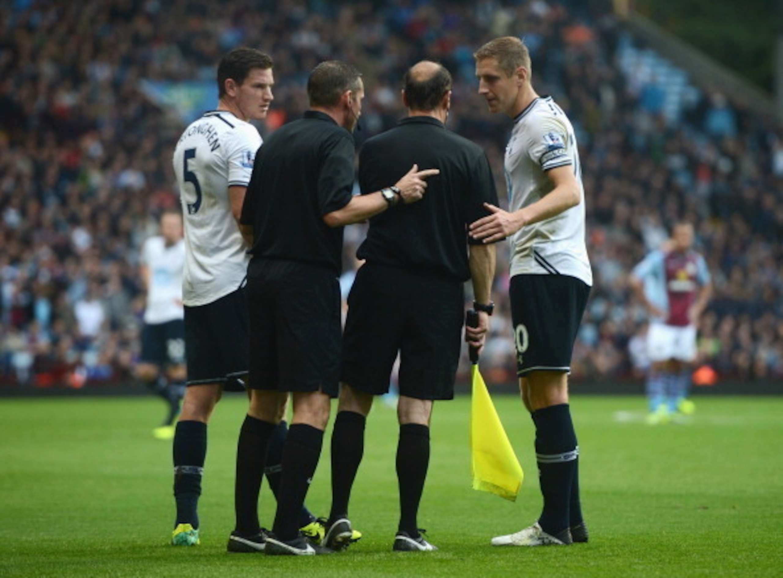 Michael Dawson and Jan Vertonghen have been among several Spurs centre-backs to feature this season. Just who are the club's best pair there remains open to debate.