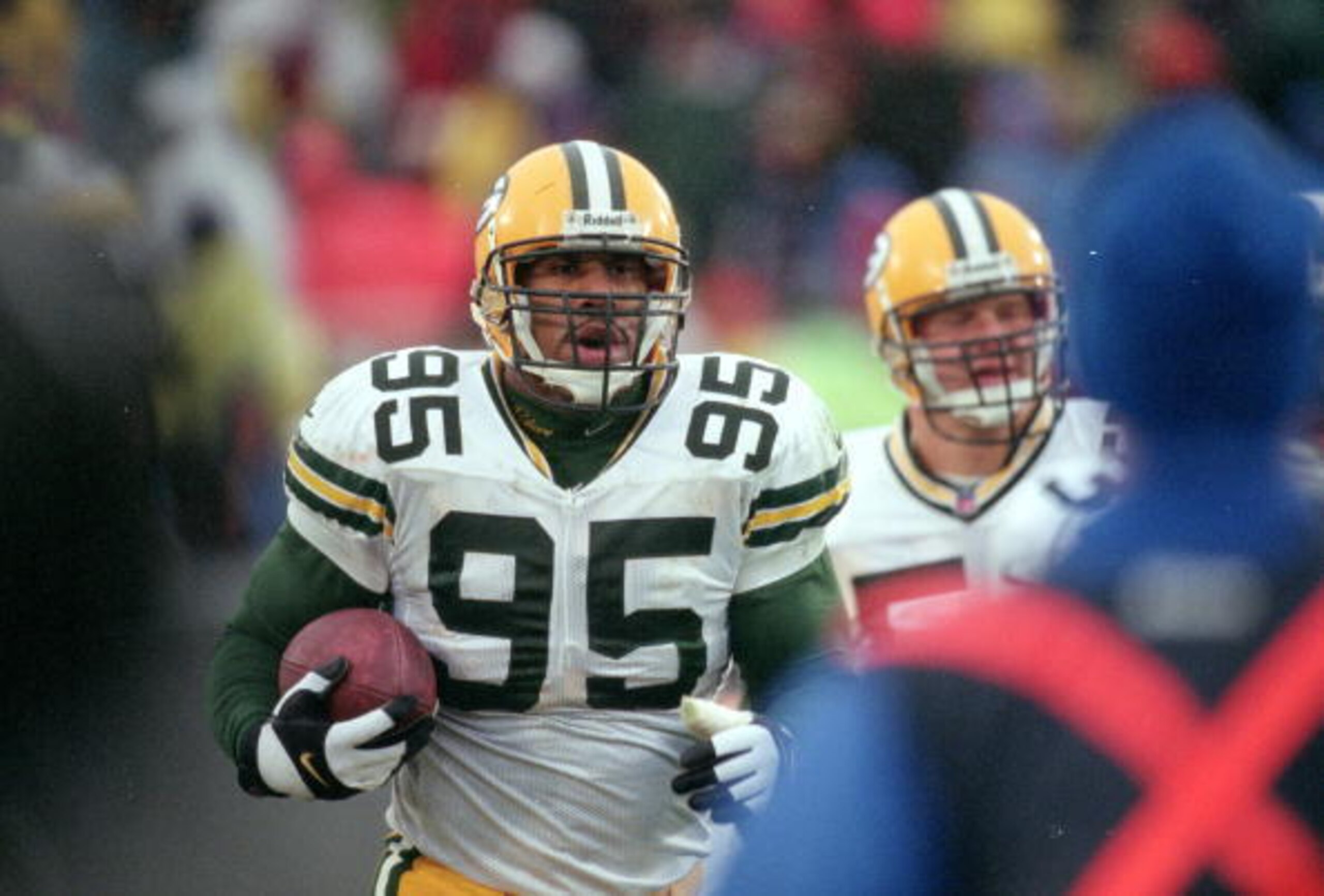 Keith McKenzie made big plays for the Packers defense.
