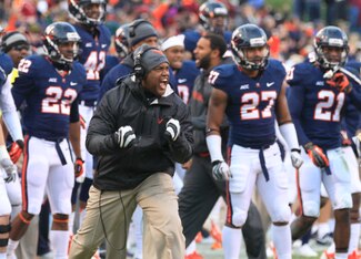 Virginia coach Mike London faces a crucial season in 2014.