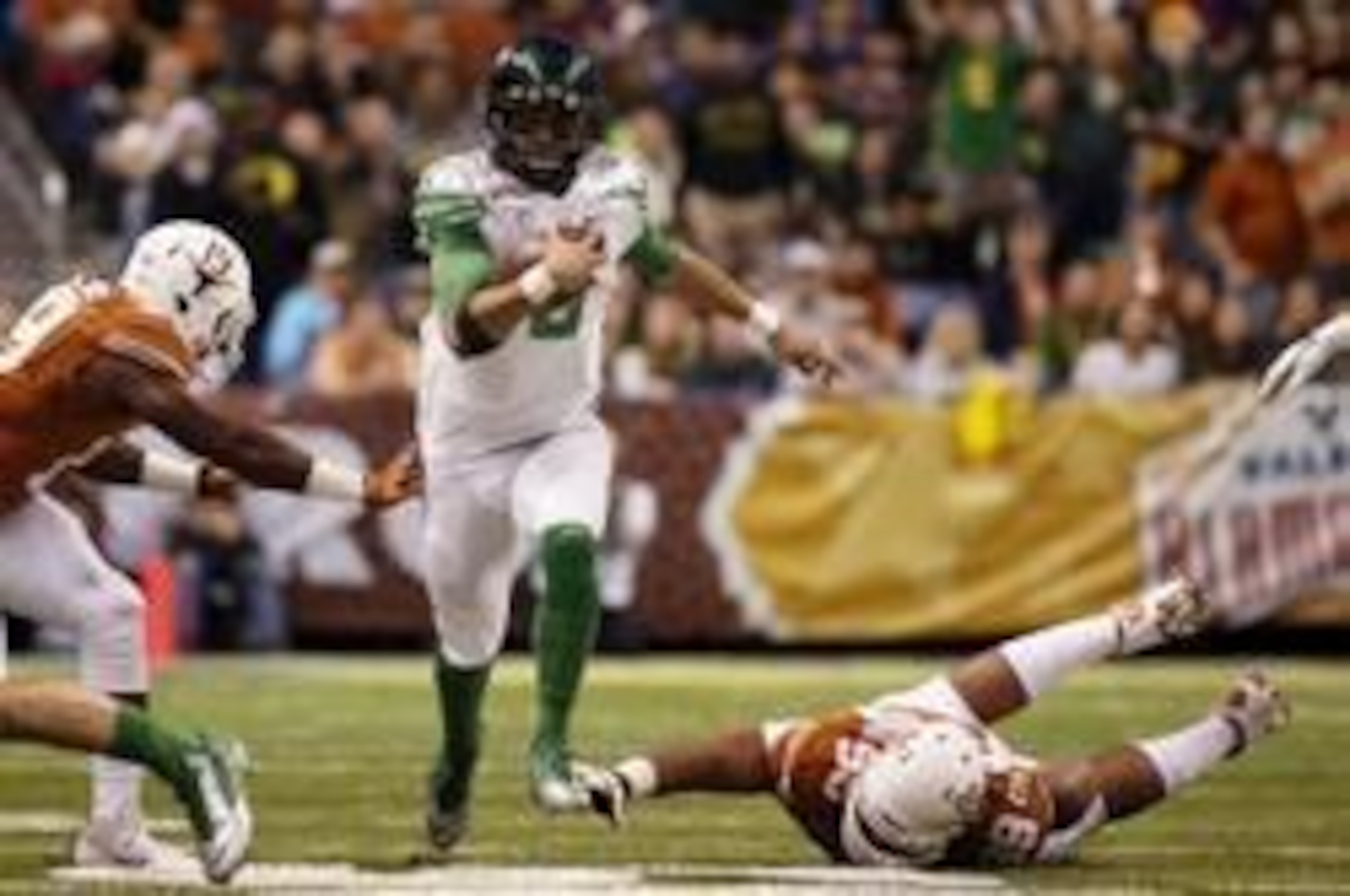 QB Marcus Mariota