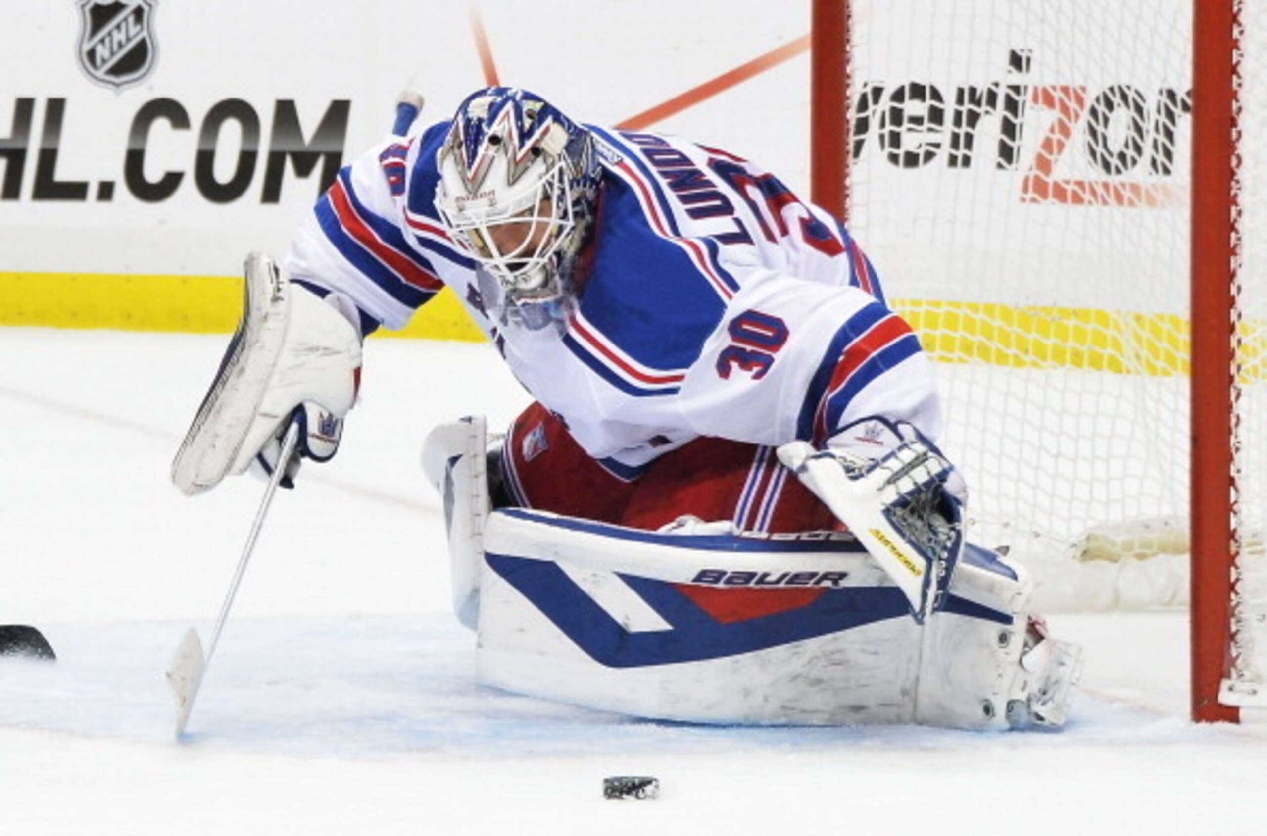 Lundqvist stopped 32 of 34 shots in Game 2.