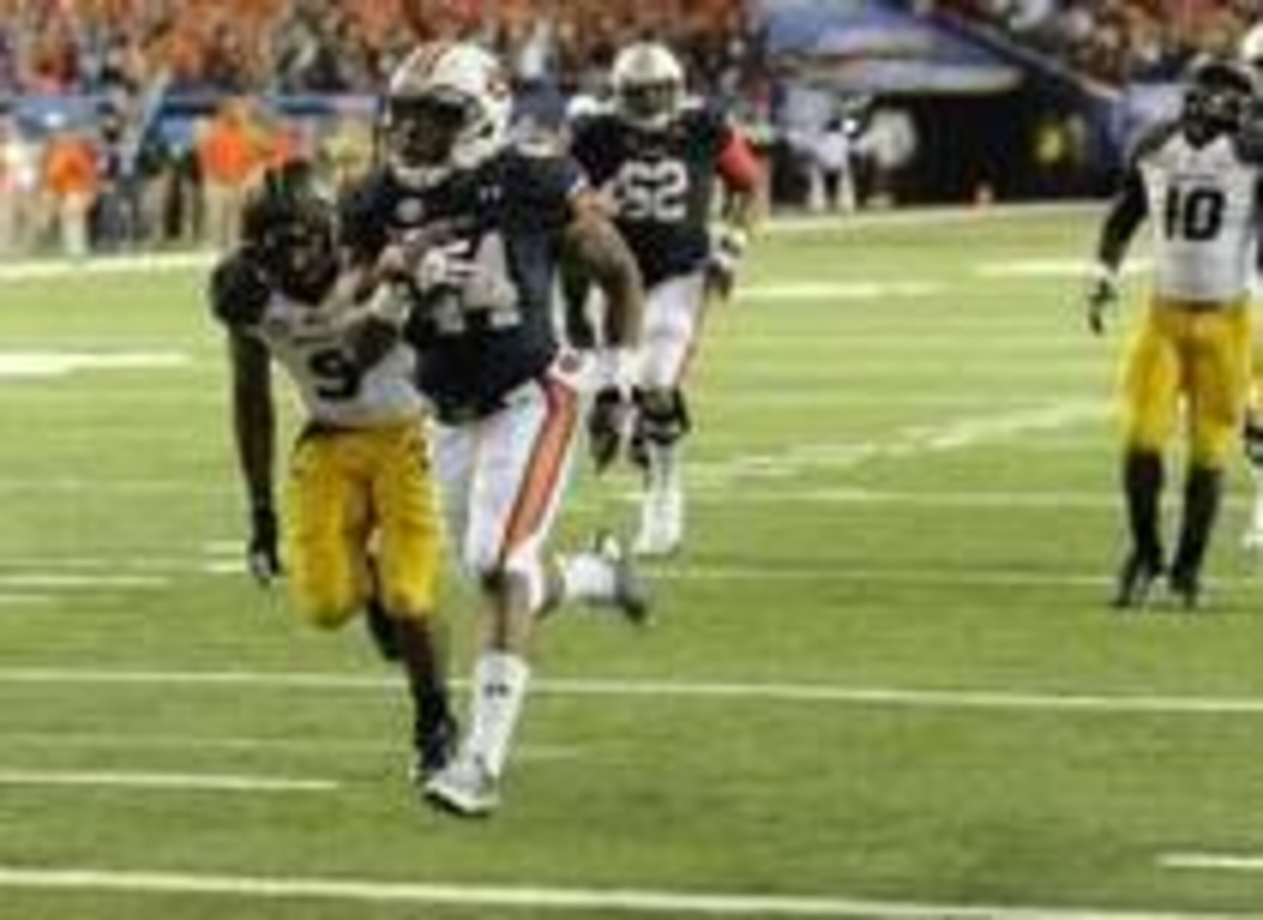 Auburn RB Cameron Artis-Payne