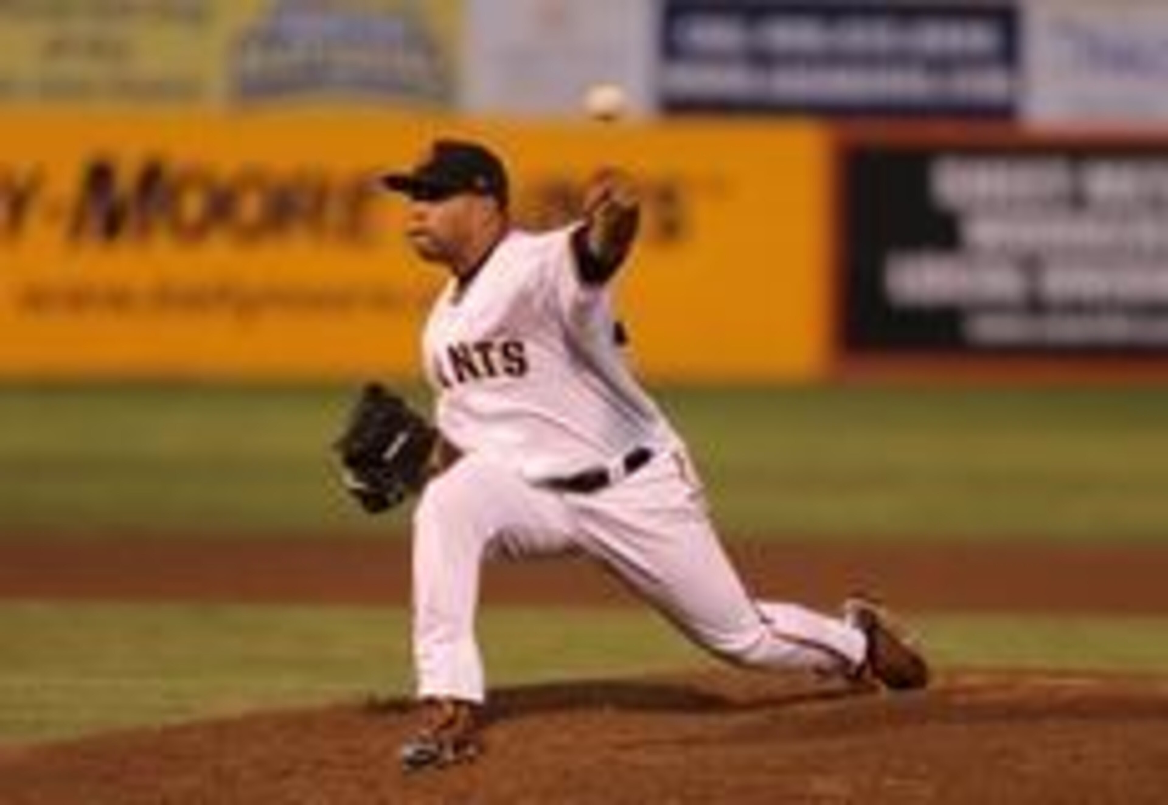 Edwin Escobar impressed the Giants in spring training.
