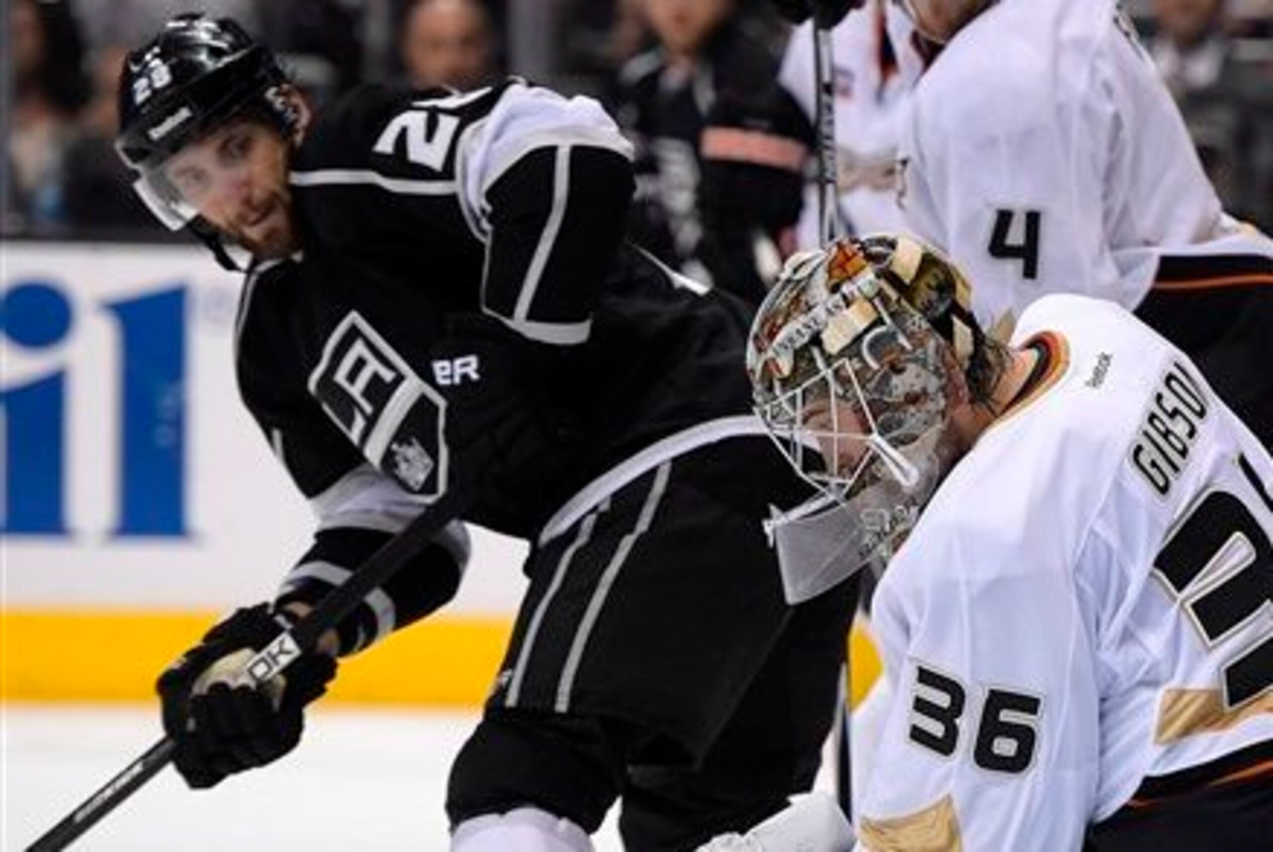 The Kings and Ducks prepare to do battle in Game 5. The Kings and Ducks prepare to do battle in Game 5.