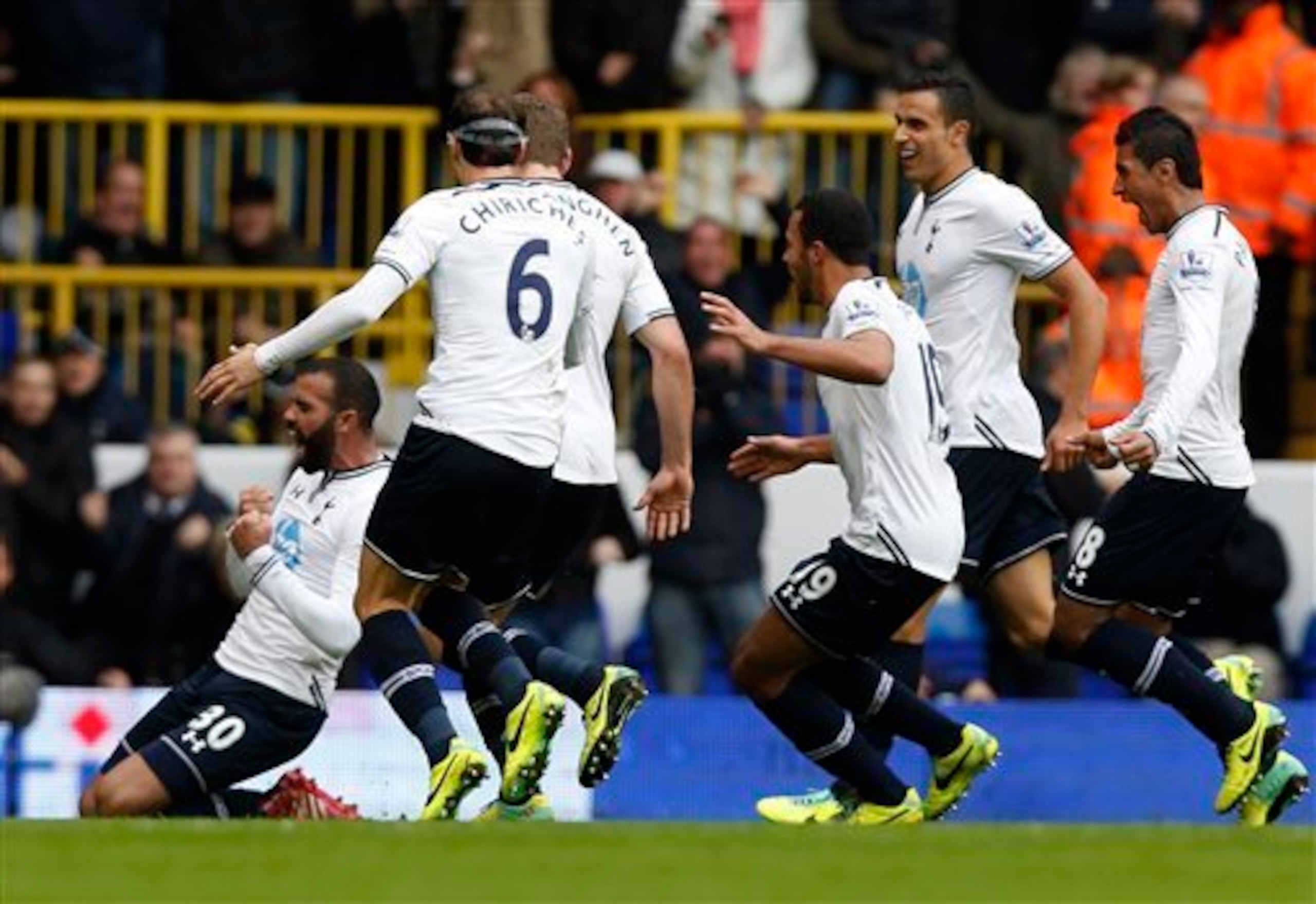 Sandro celebrates his only goal of the season, at home to Manchester United.