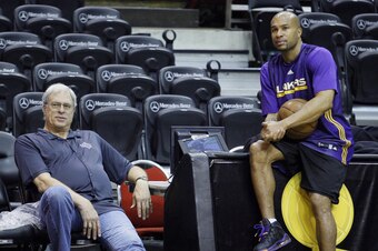 Phil Jackson and Derek Fisher during practice before the 2009 NBA Finals.
