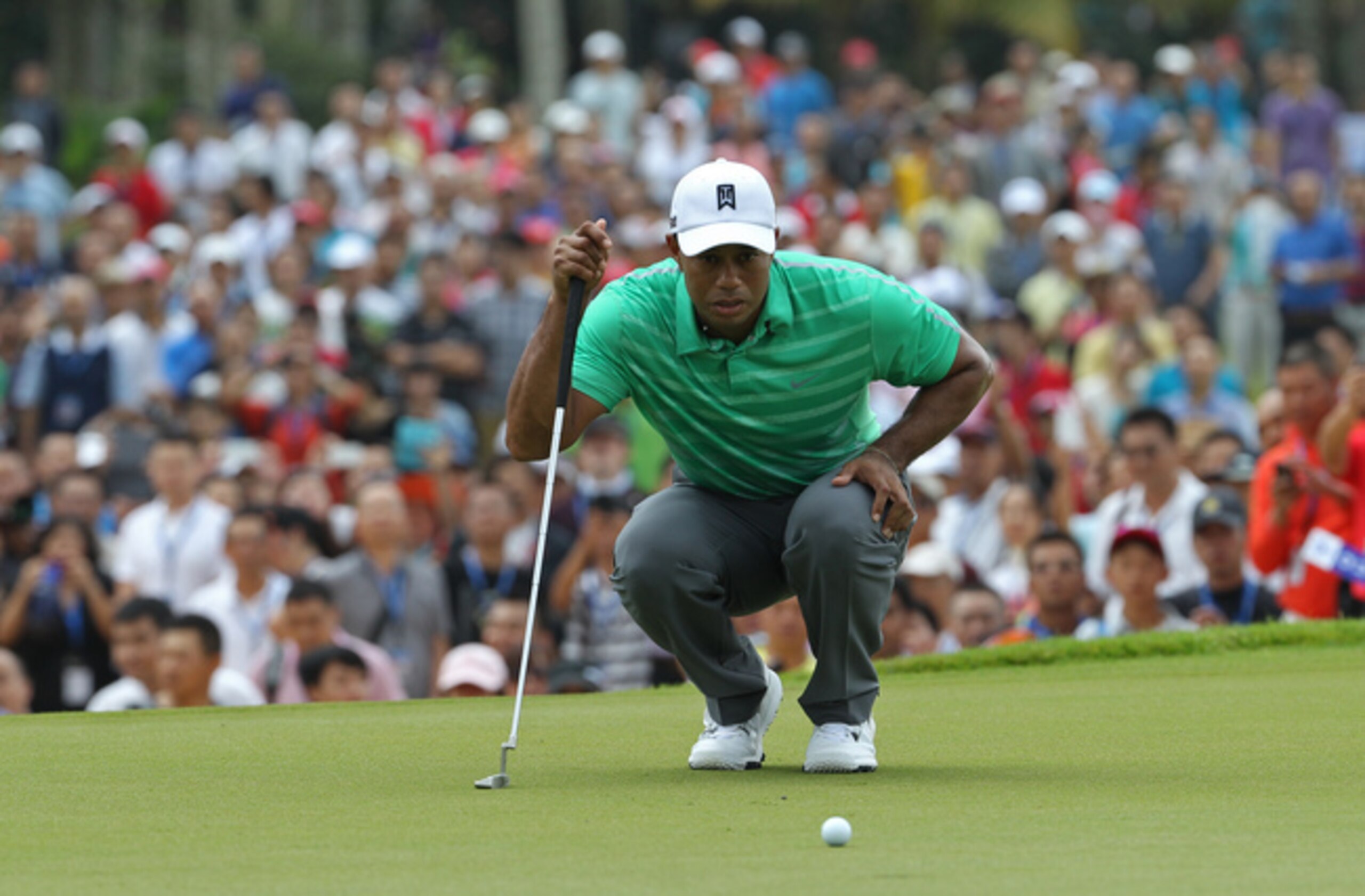 Tiger Woods' long bomb was one of his few highlights in 2014.