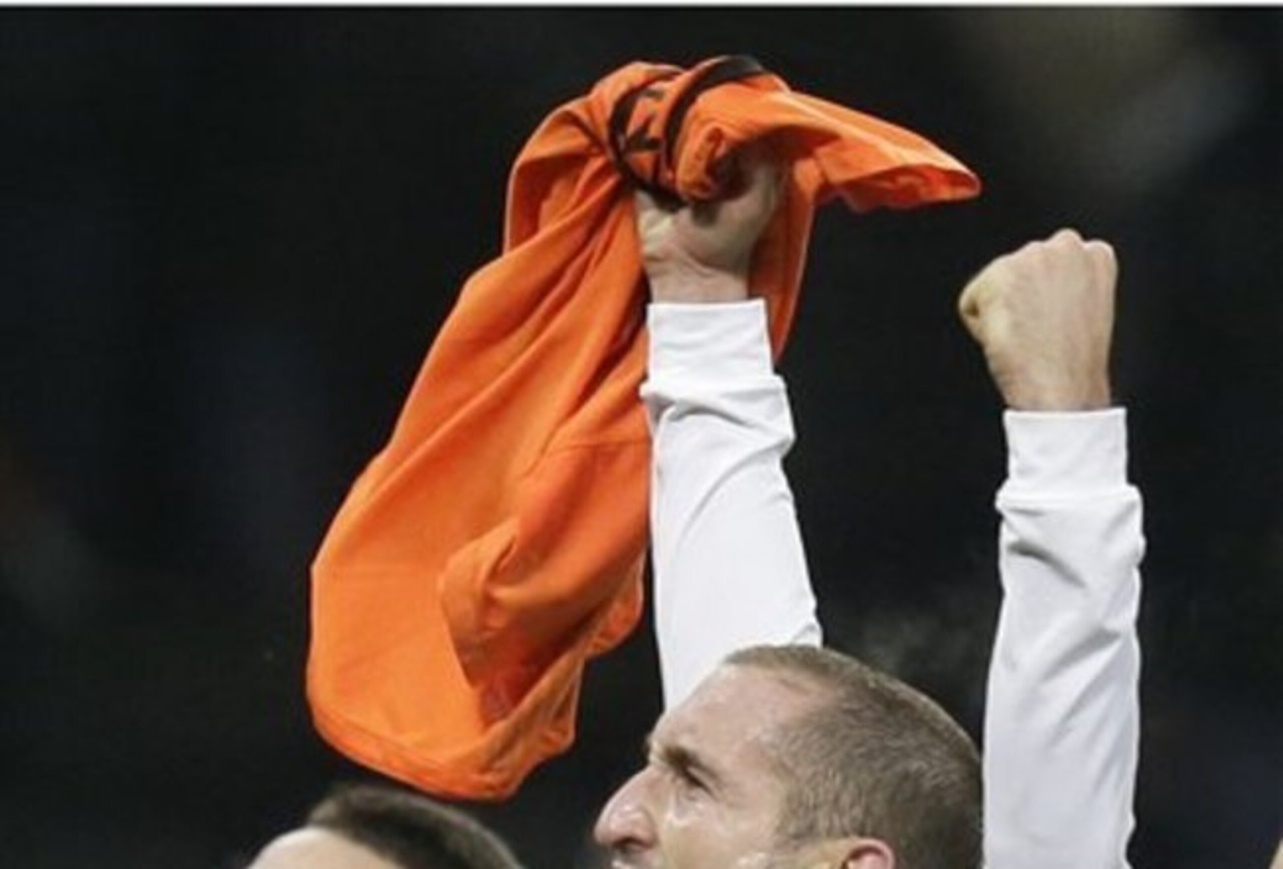 Leonardo Bonucci (left) and Giorgio Chiellini are just two of Juve's top-notch center-backs.