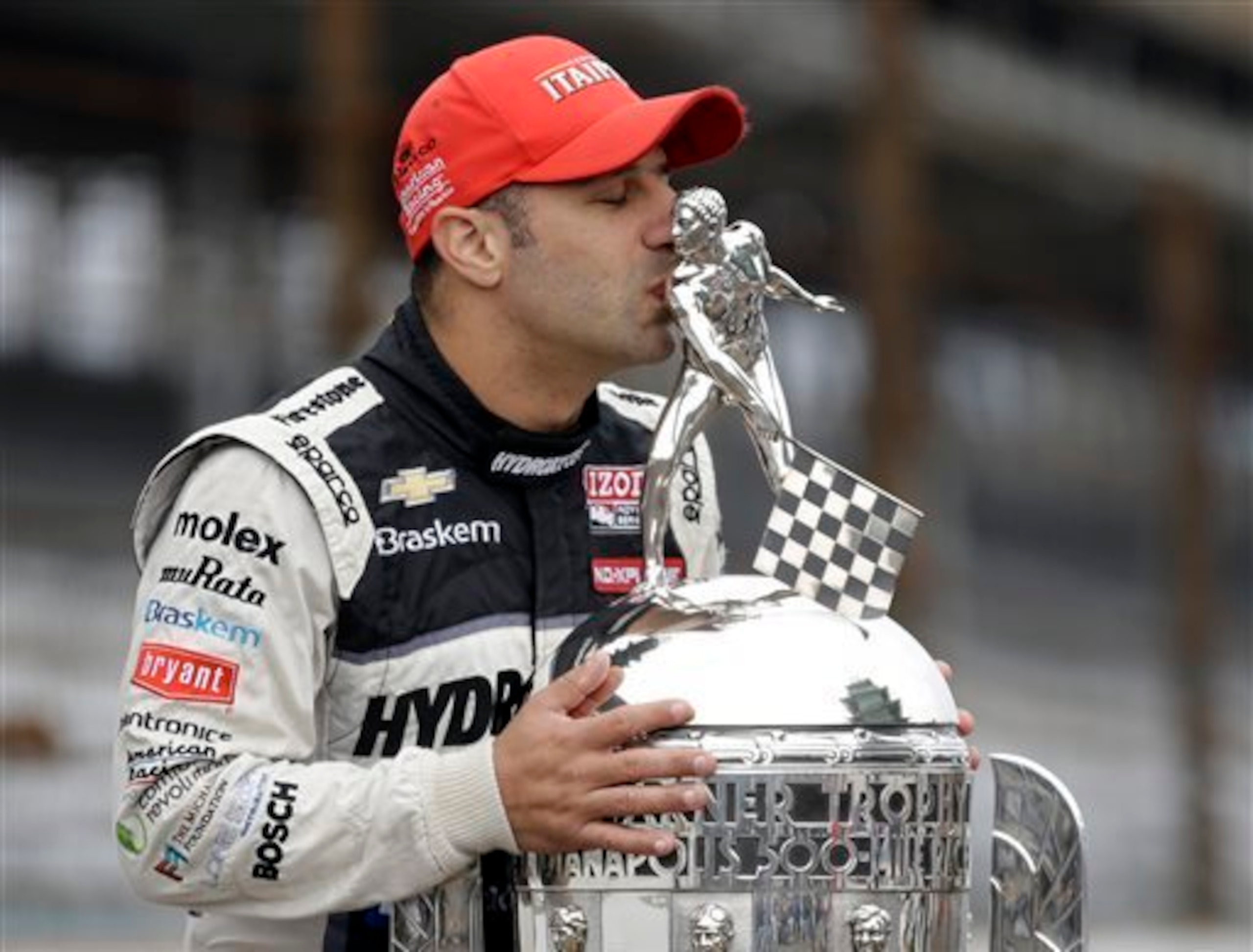 Can Tony Kanaan win back-to-back Indianapolis 500s? Can Tony Kanaan win back-to-back Indianapolis 500s?