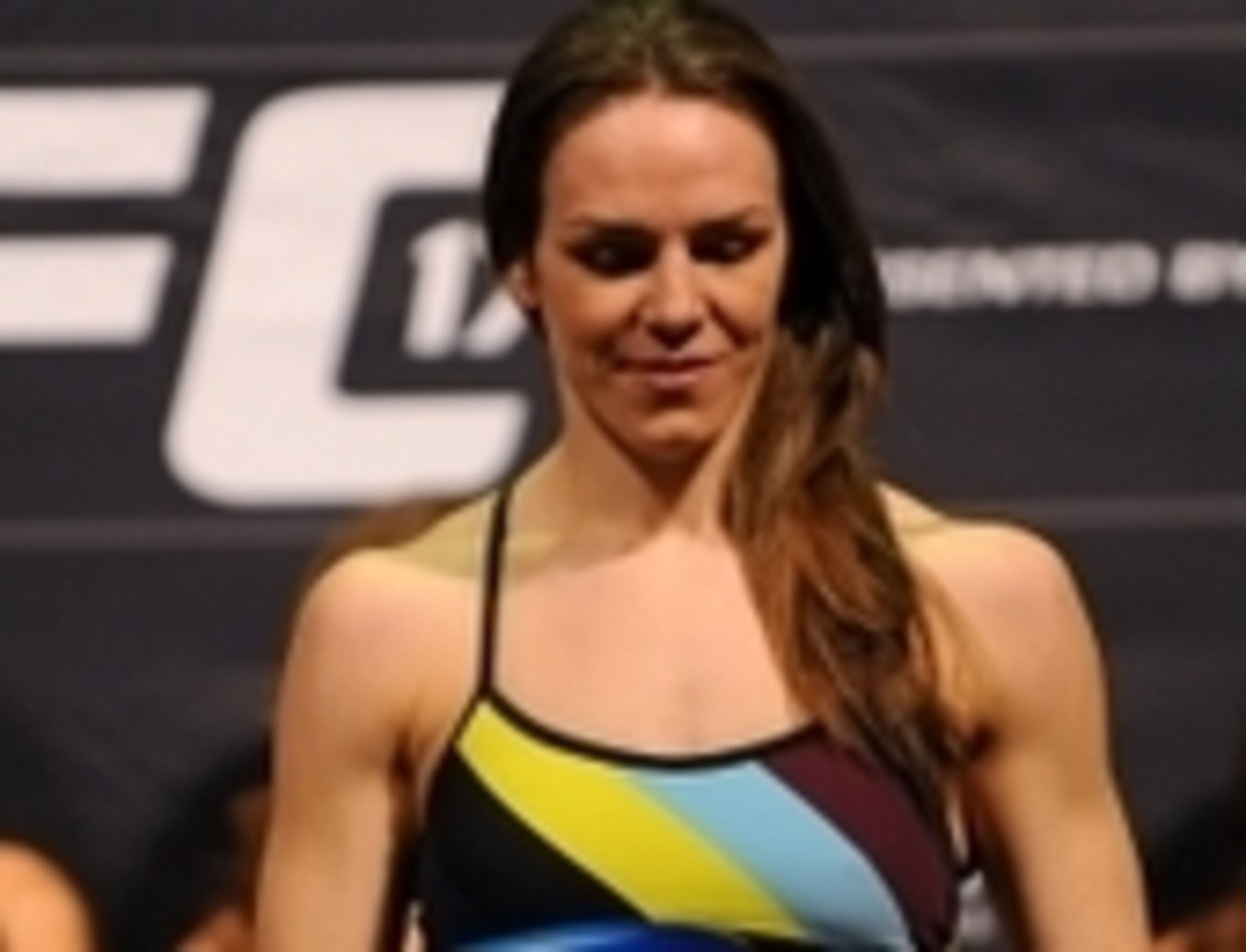 Alexis Davis will fight Ronda Rousey at UFC 175. Alexis Davis will fight Ronda Rousey at UFC 175.