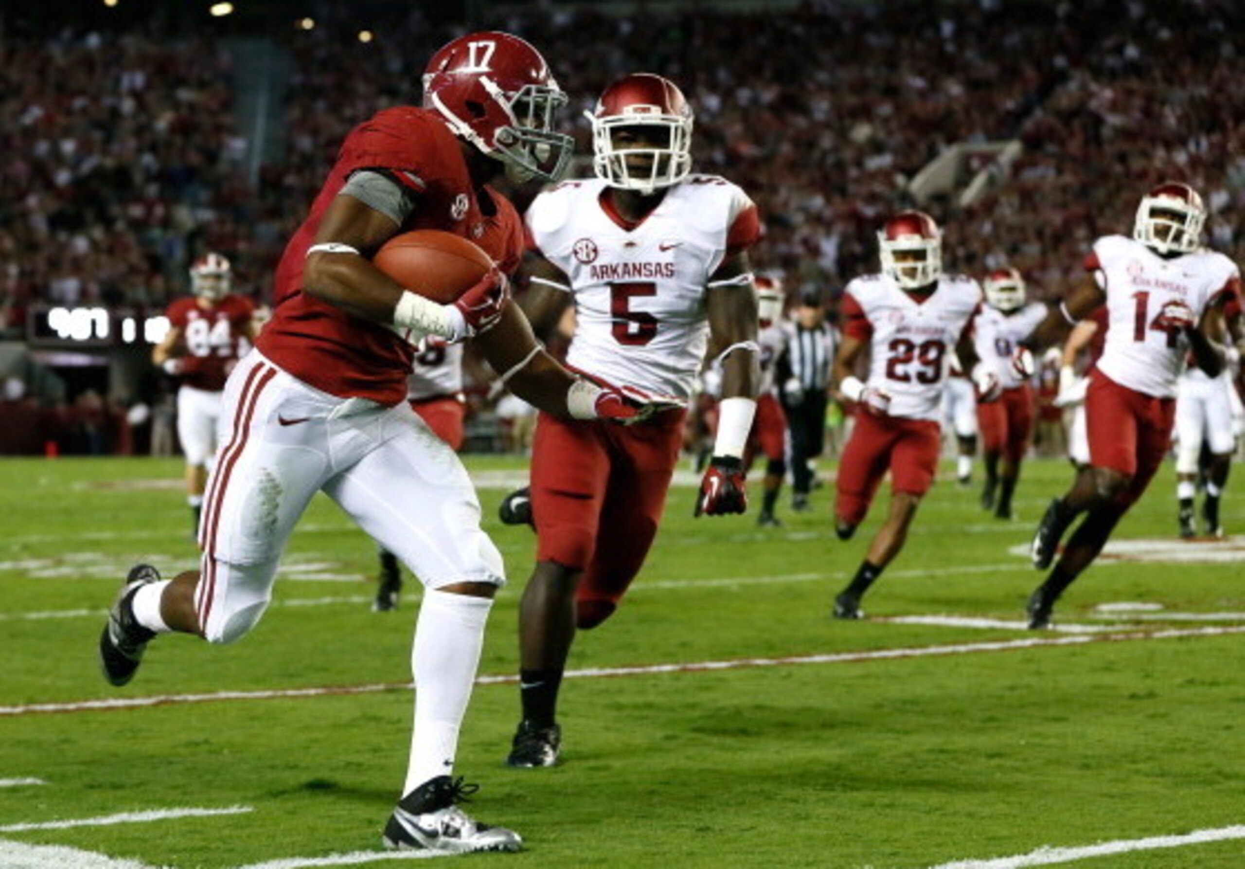 Alabama has won the last two games against Arkansas by a combined score of 104-0.