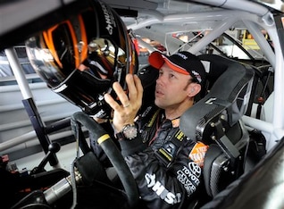 Matt Kenseth appears closer to getting his hands on his first 2014 victory.
