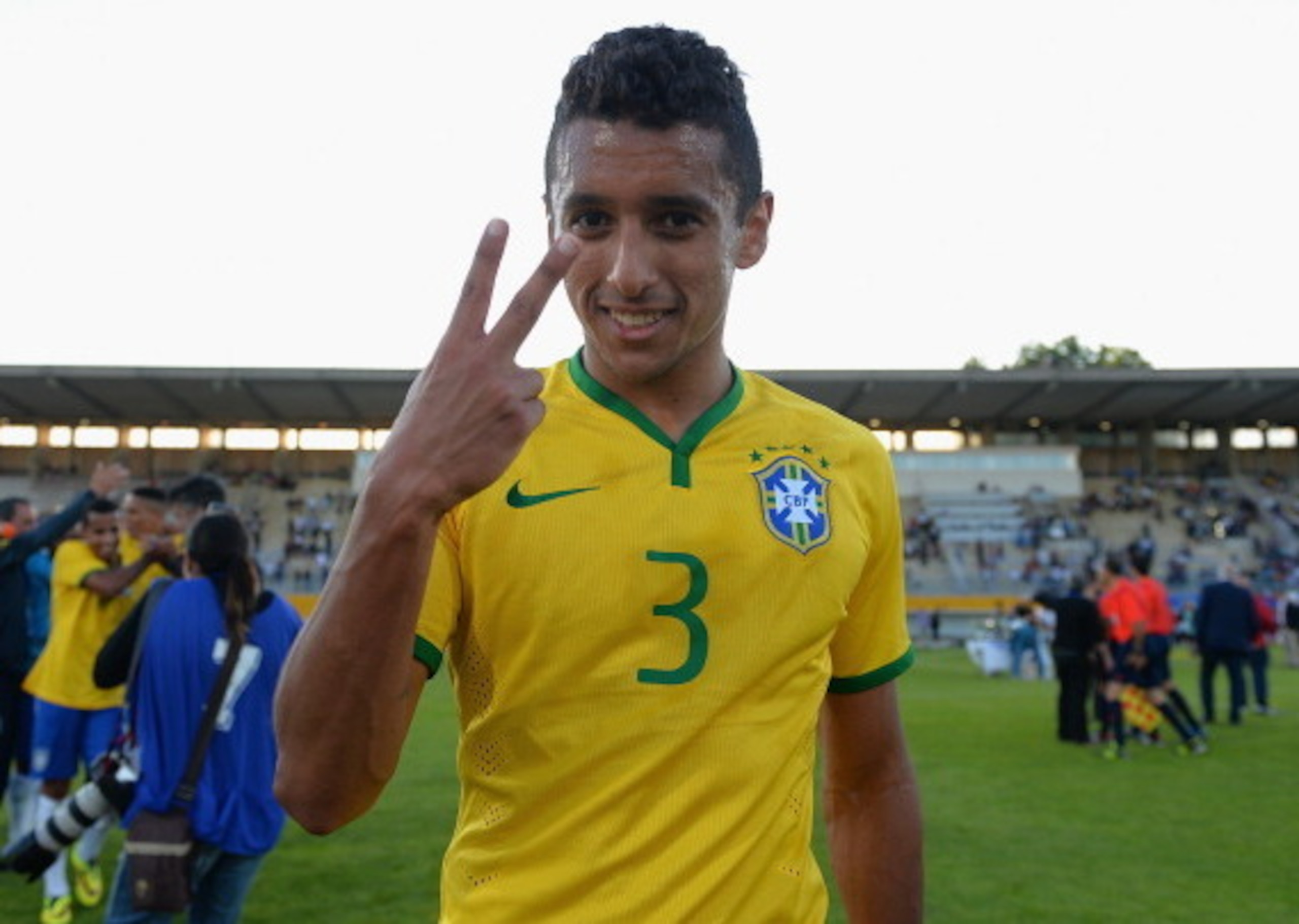 Barcelona are closing in on the deal for Marquinhos.