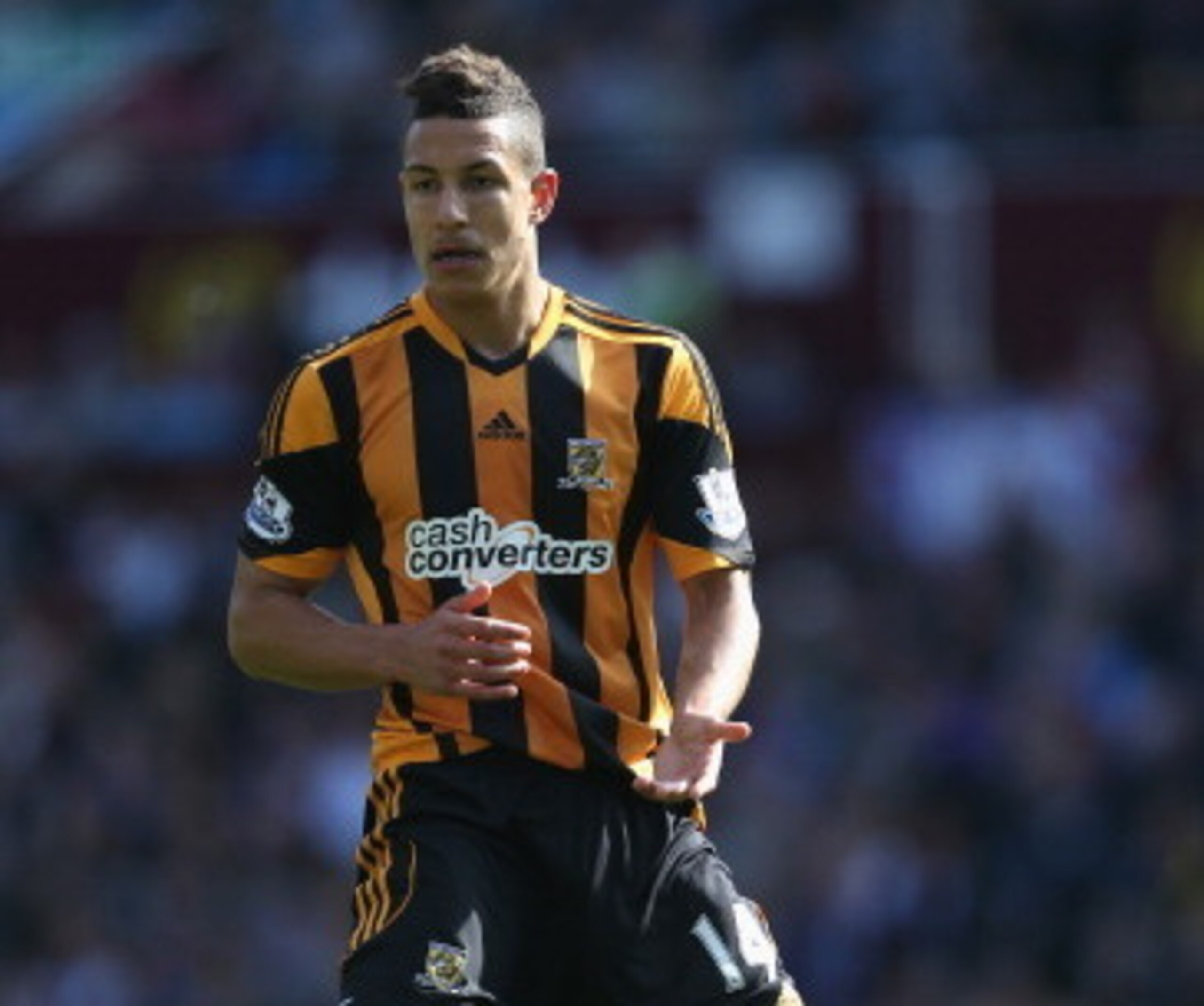 Jake Livermore playing for Hull last season.