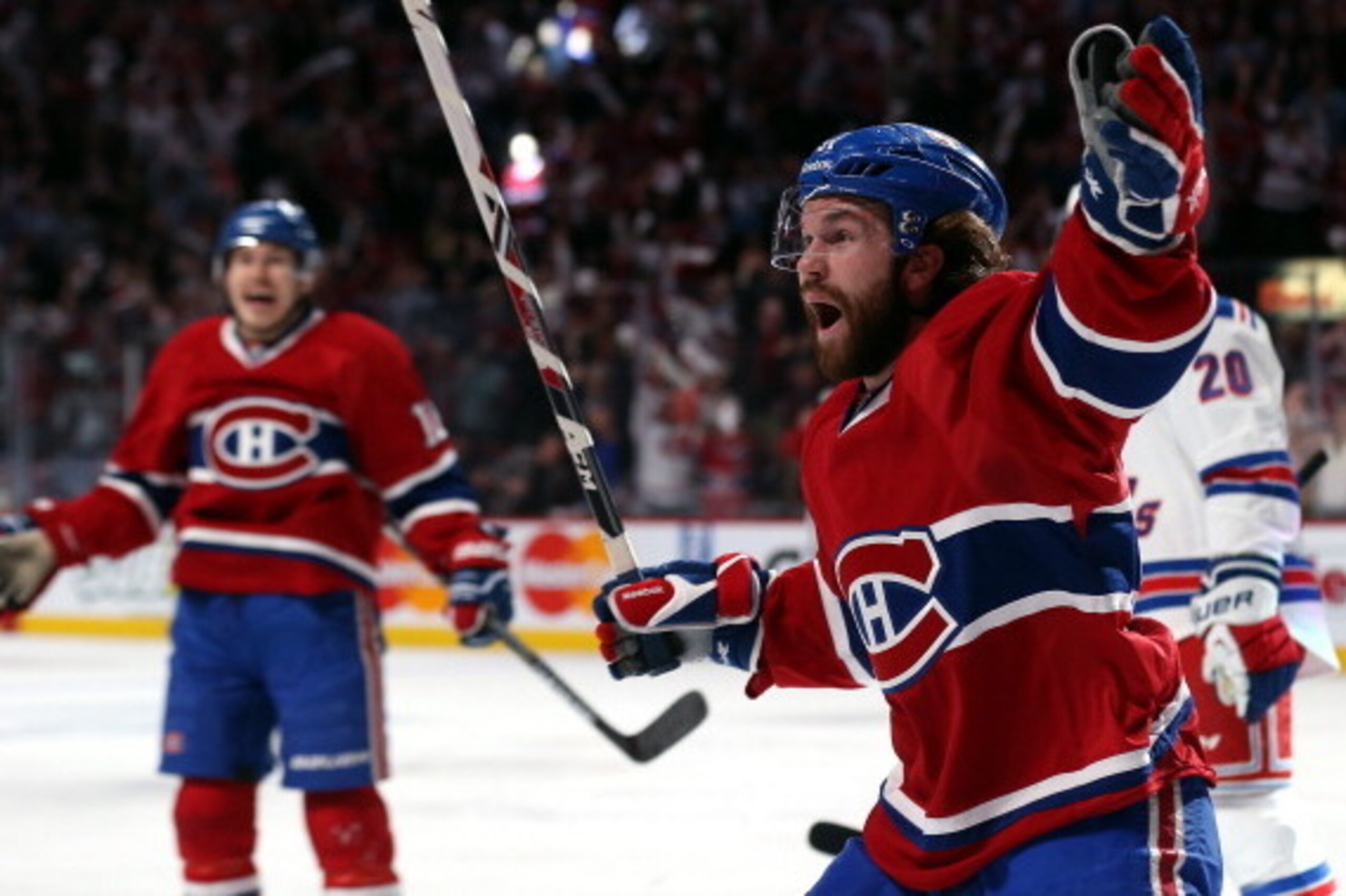 A top-six center to go along with David Desharnais is an upgrade the Canadiens should consider.