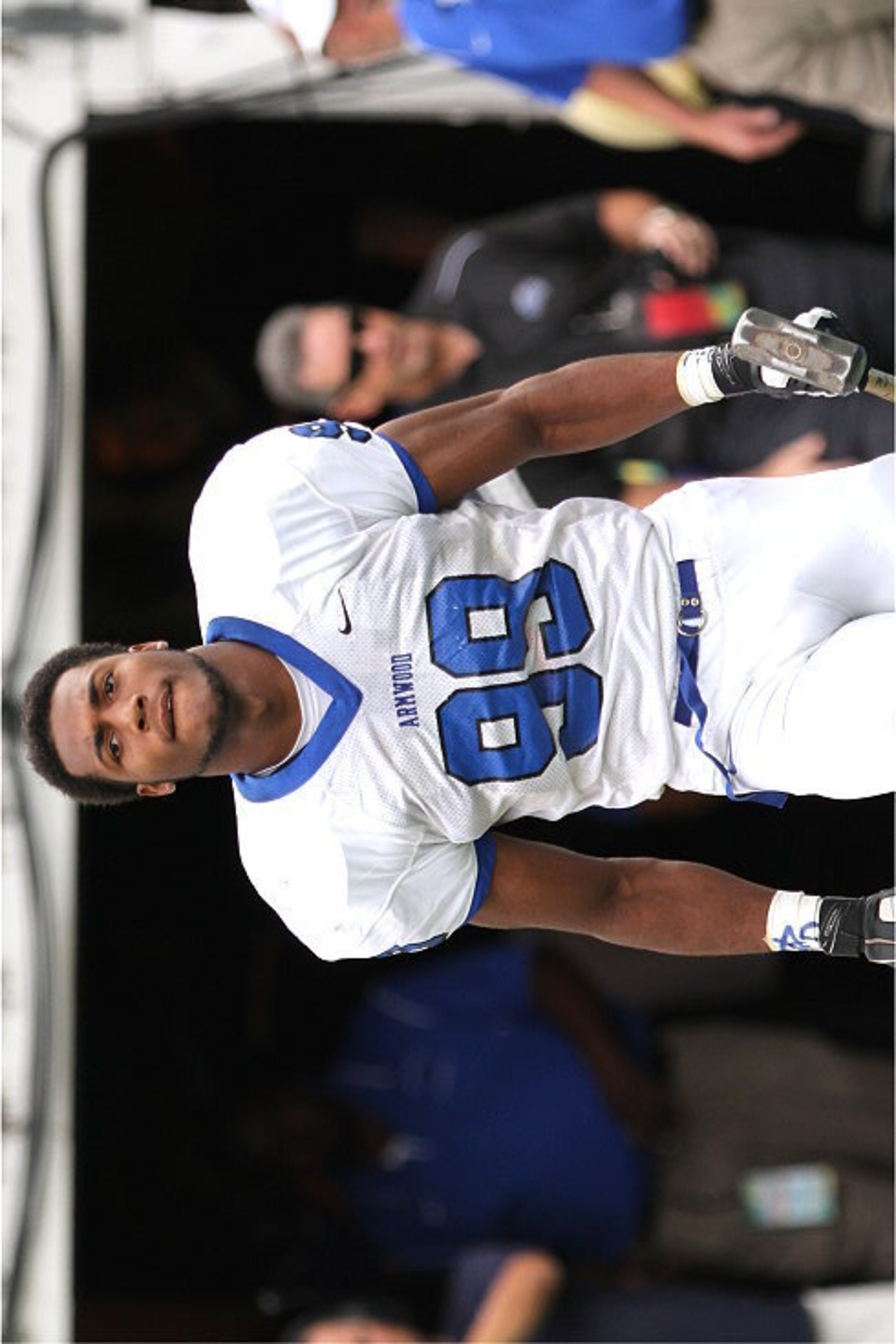 Florida defensive end Byron Cowart Florida defensive end Byron Cowart