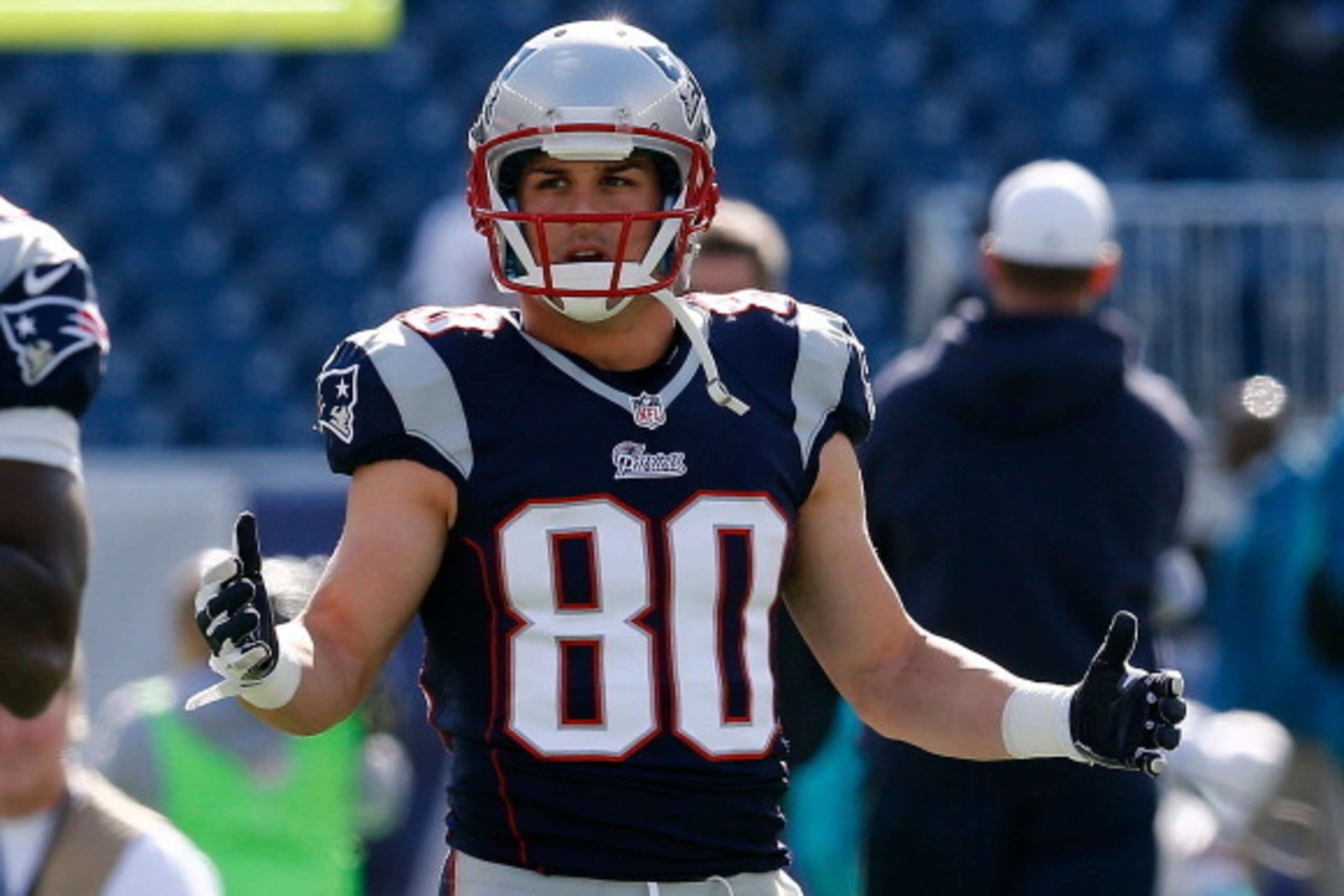 Danny Amendola is looking to rebound from an injury-plagued debut season in Foxboro.