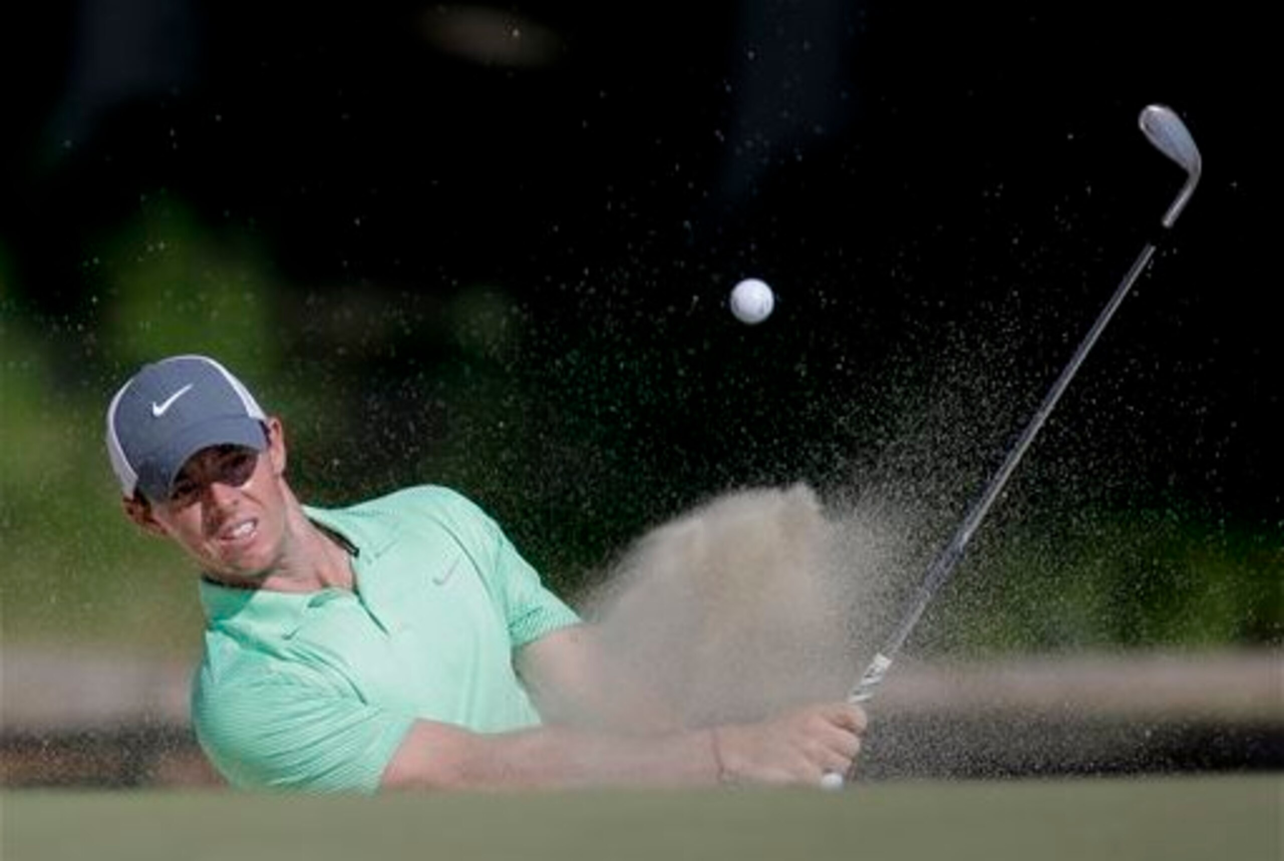 The oddsmakers in Las Vegas believe in Rory McIlroy, but does he believe in himself?