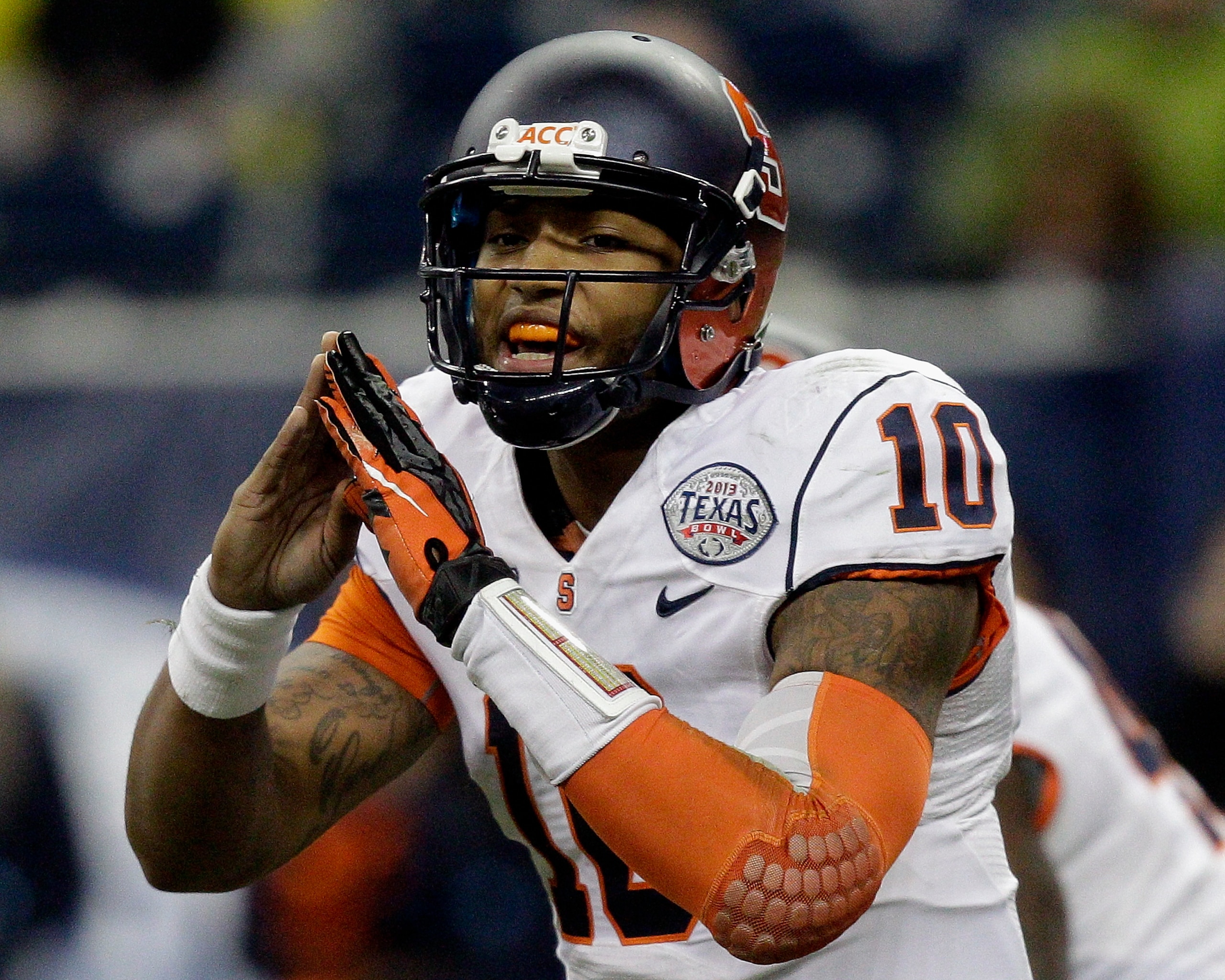 Syracuse quarterback Terrel Hunt