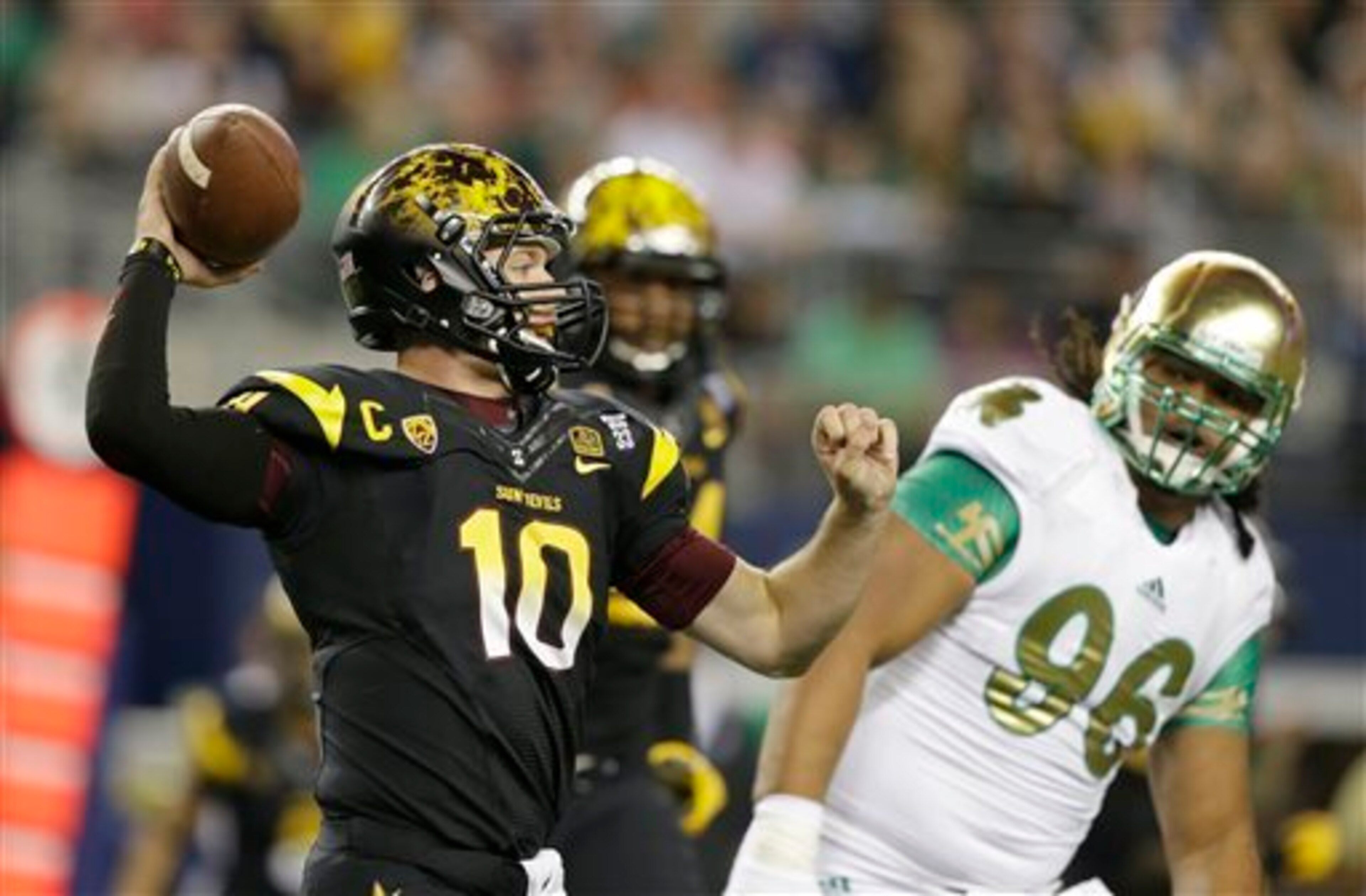 Arizona State quarterback Taylor Kelly