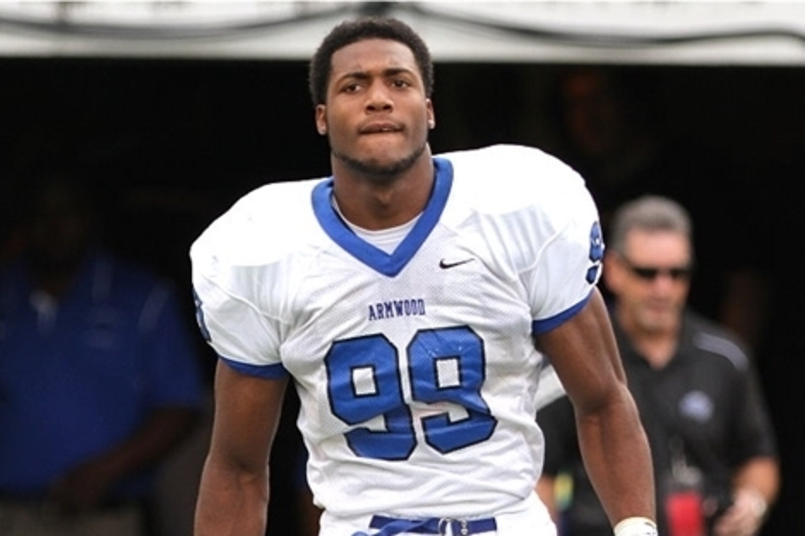 Florida DE Byron Cowart wreaks havoc off the edge.
