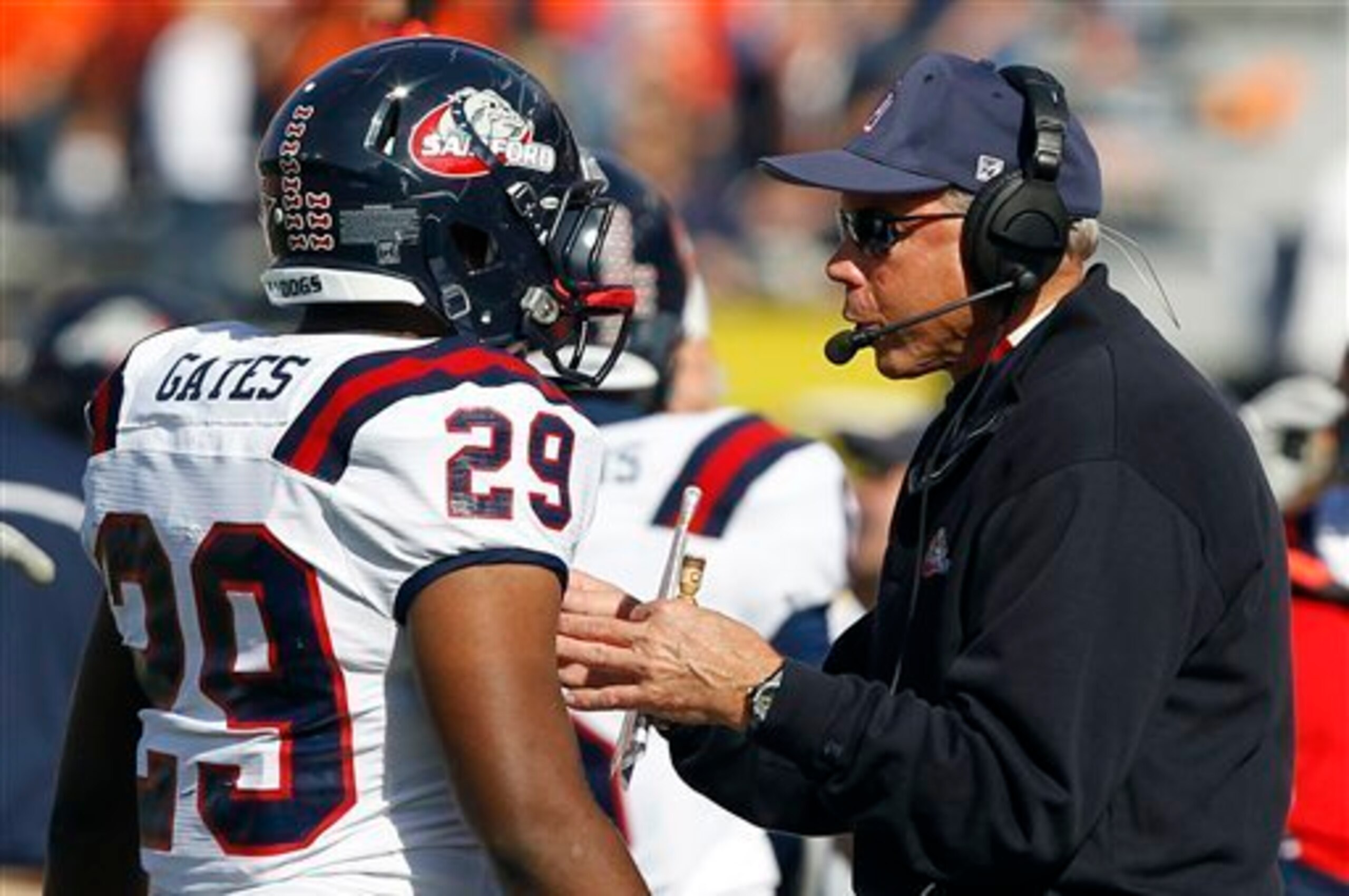Samford HC and former Auburn star Pat Sullivan