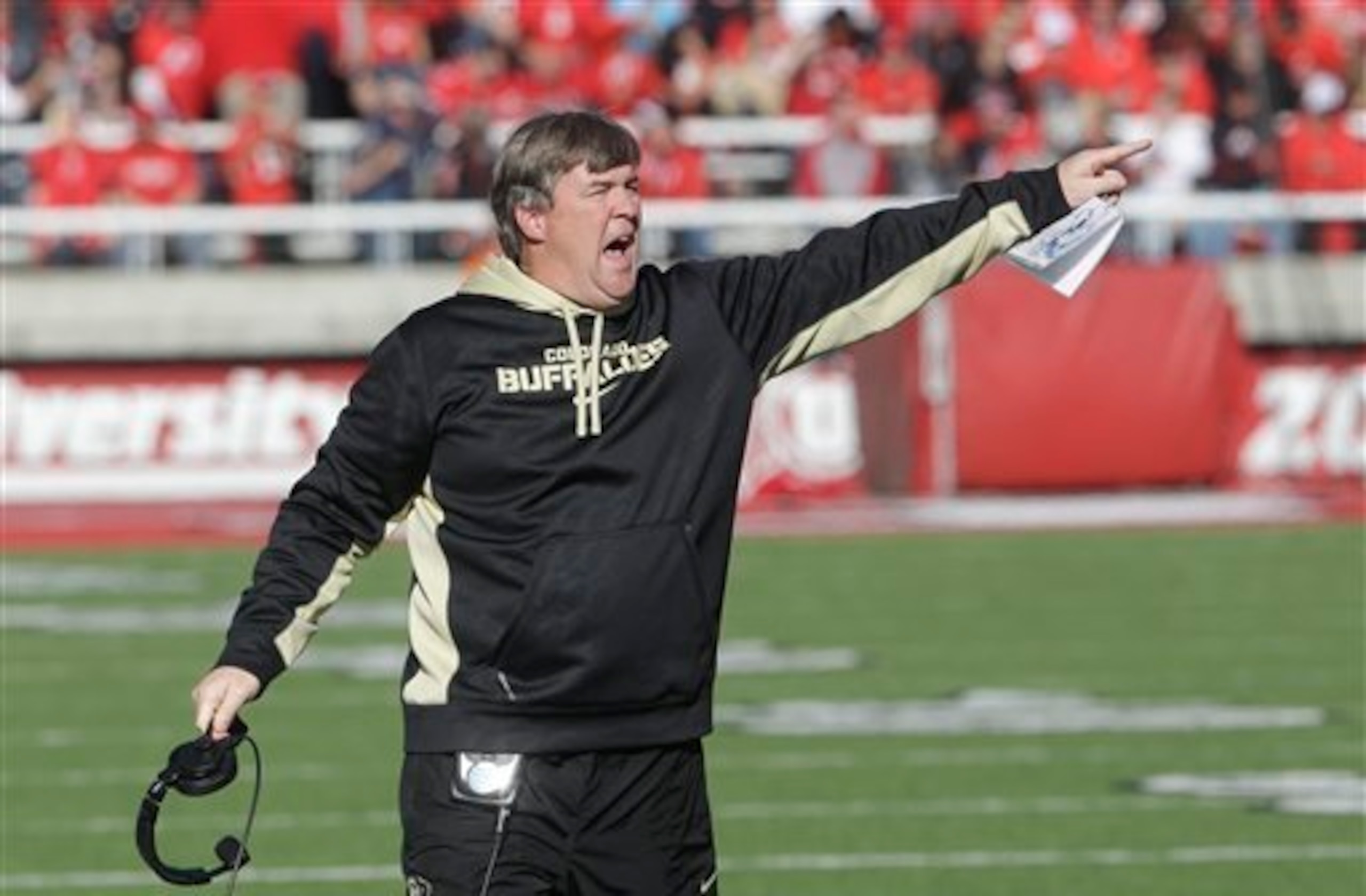 Coach Mike MacIntyre