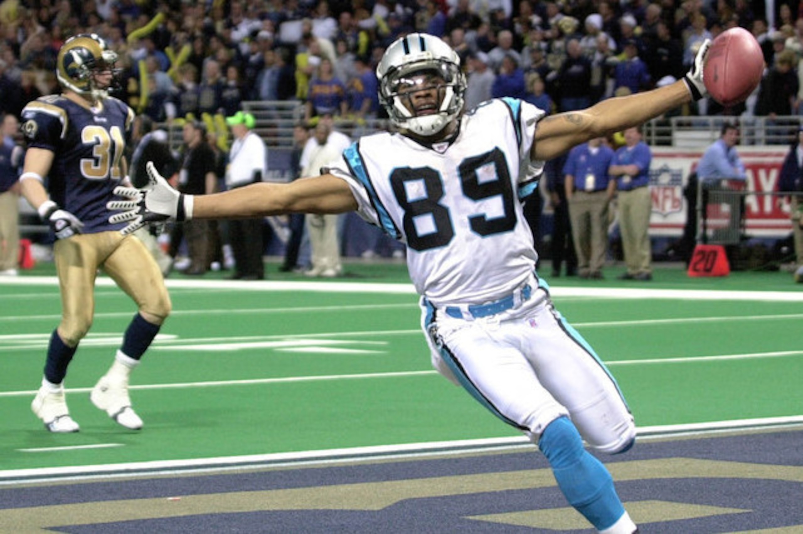 Receiver Steve Smith