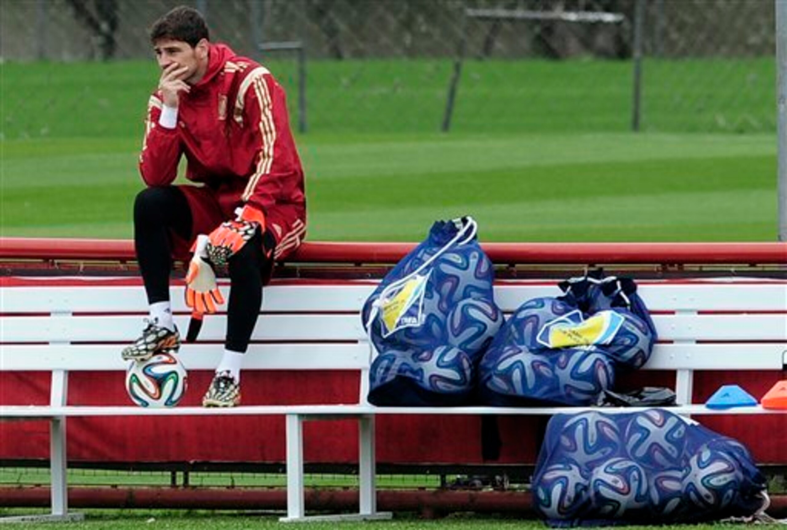 Casillas should be dropped.