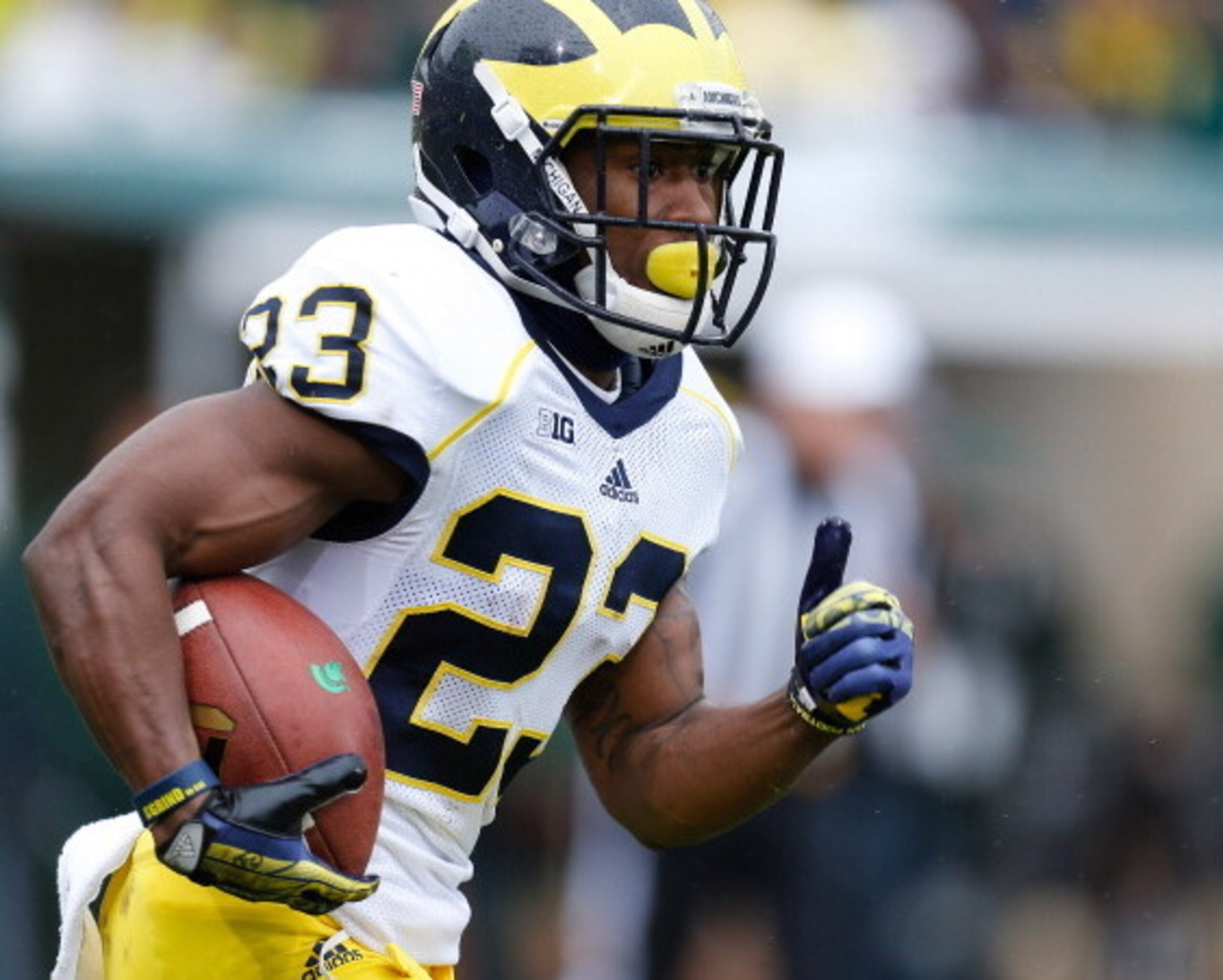 No. 23 Dennis Norfleet