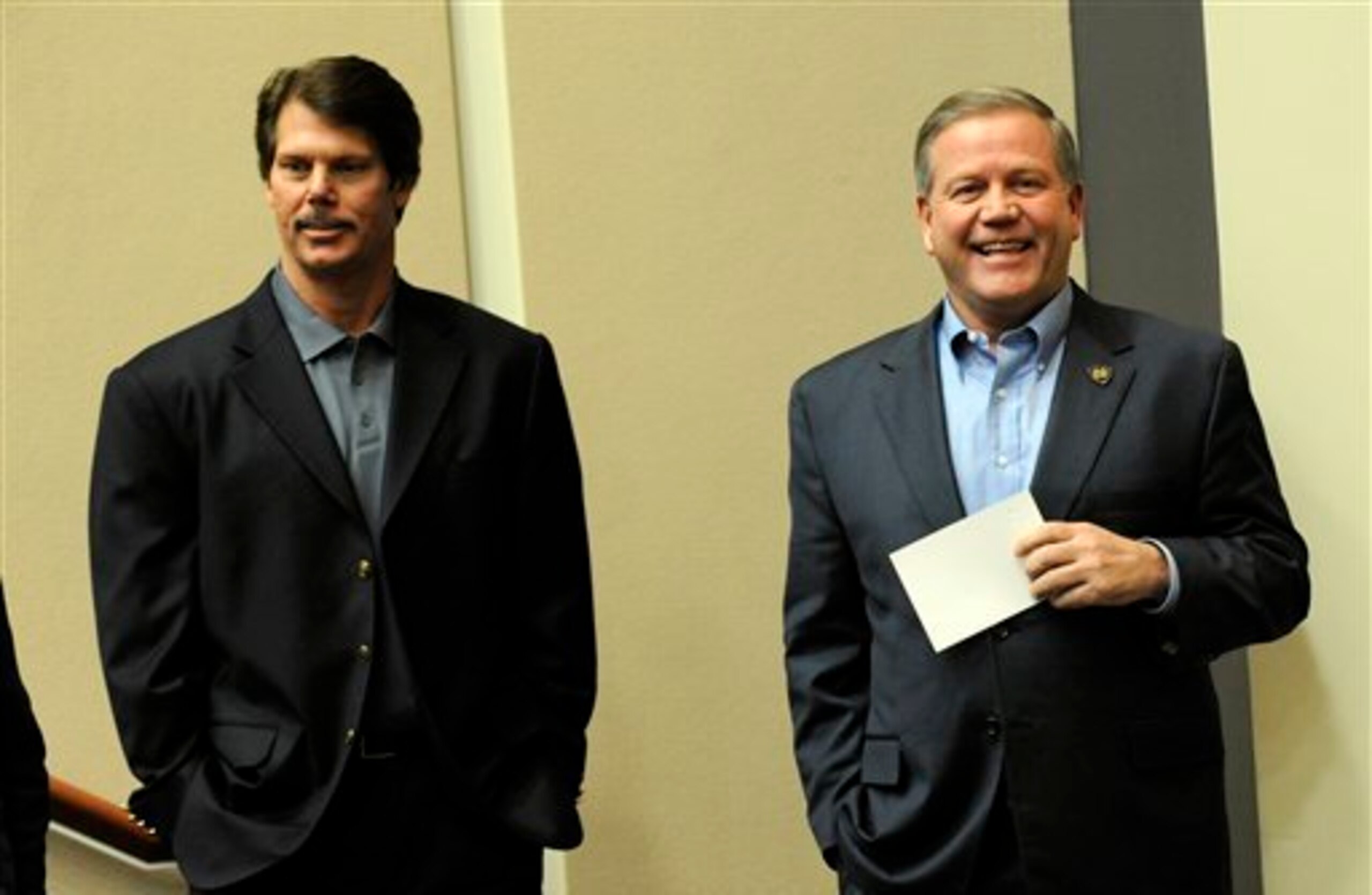 Brian VanGorder must rebuild Notre Dame's front seven with mostly unproven players.