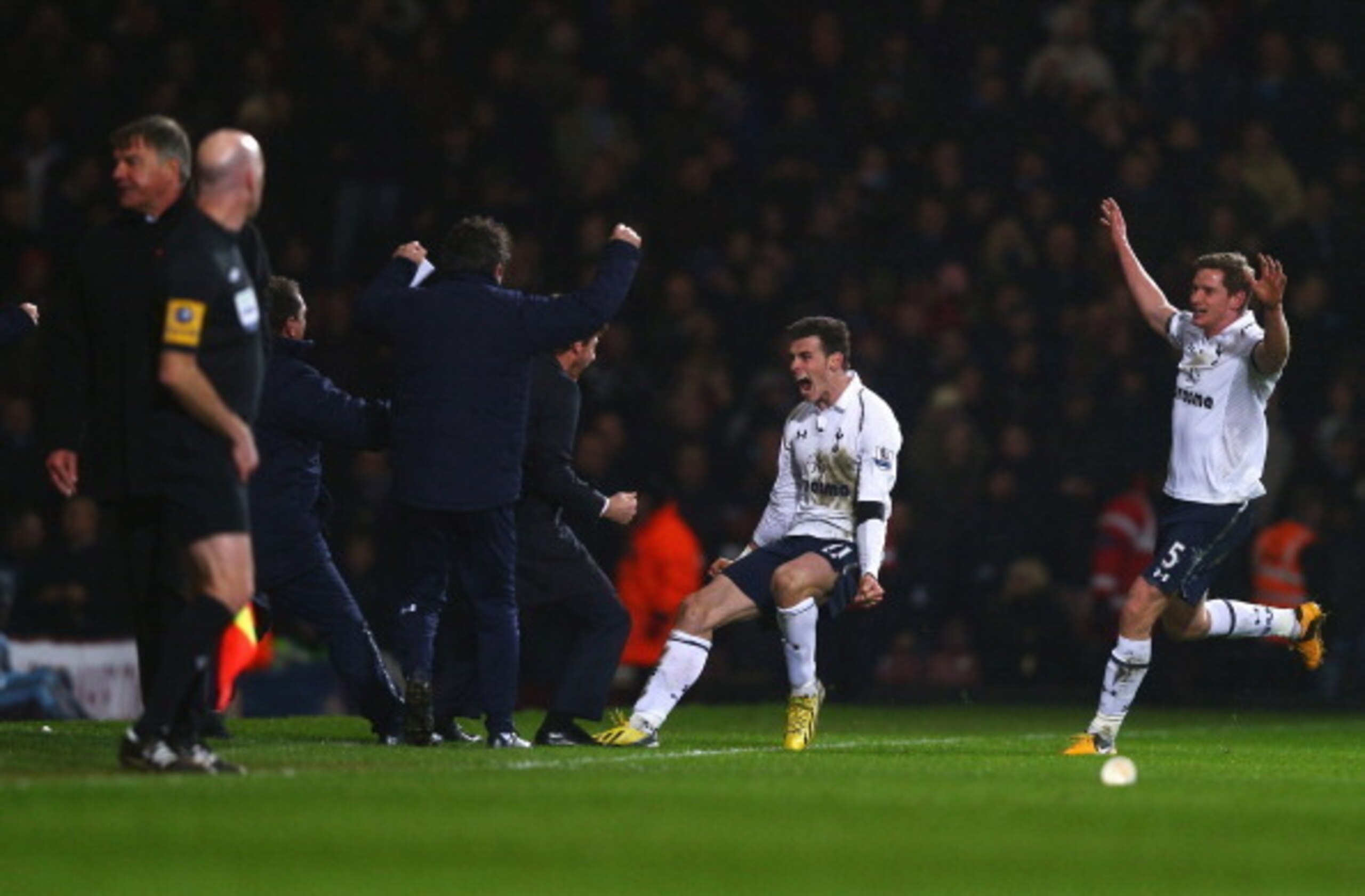 Gareth Bale celebrates with manager Andre Villas-Boas after his latest spectacular goal.