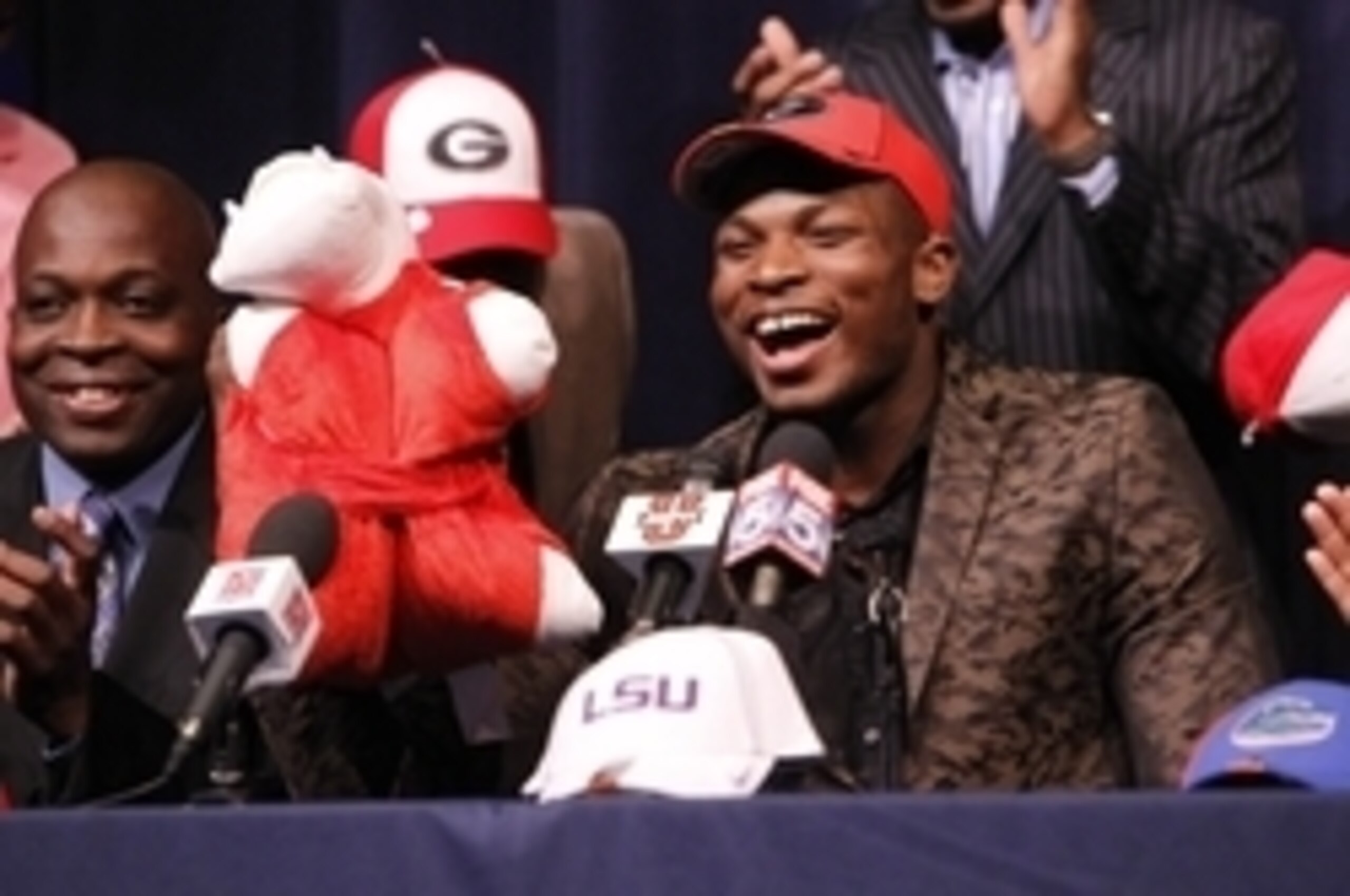 The nation's top players—like 5-star defensive end Lorenzo Carter, who committed to Georgia—continue to flock to the SEC. The nation's top players—like 5-star defensive end Lorenzo Carter, who committed to Georgia—continue to flock to the SEC.