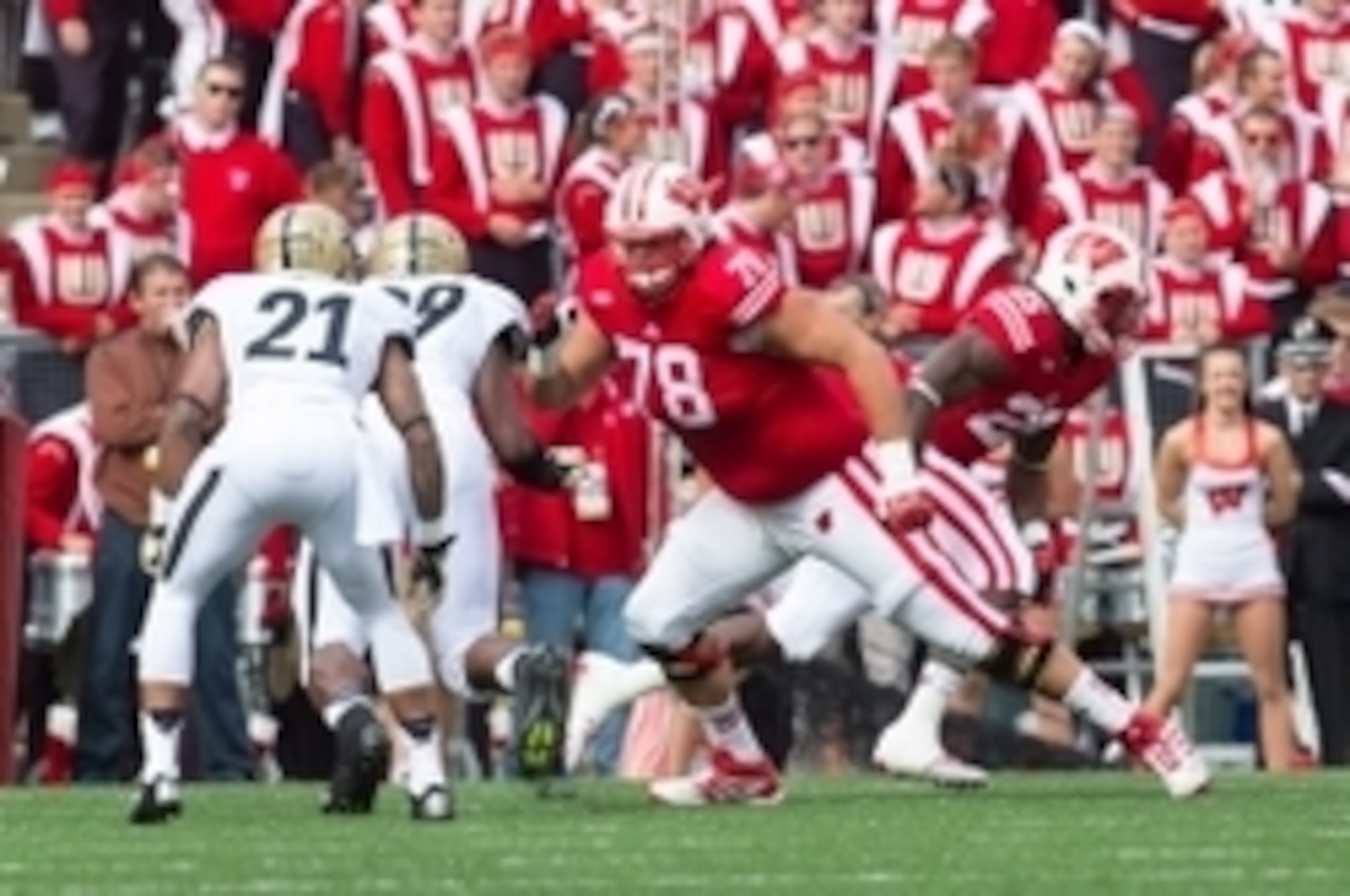 Anchored by Rob Havenstein, the Badgers offensive line is among one of the best units in the country.