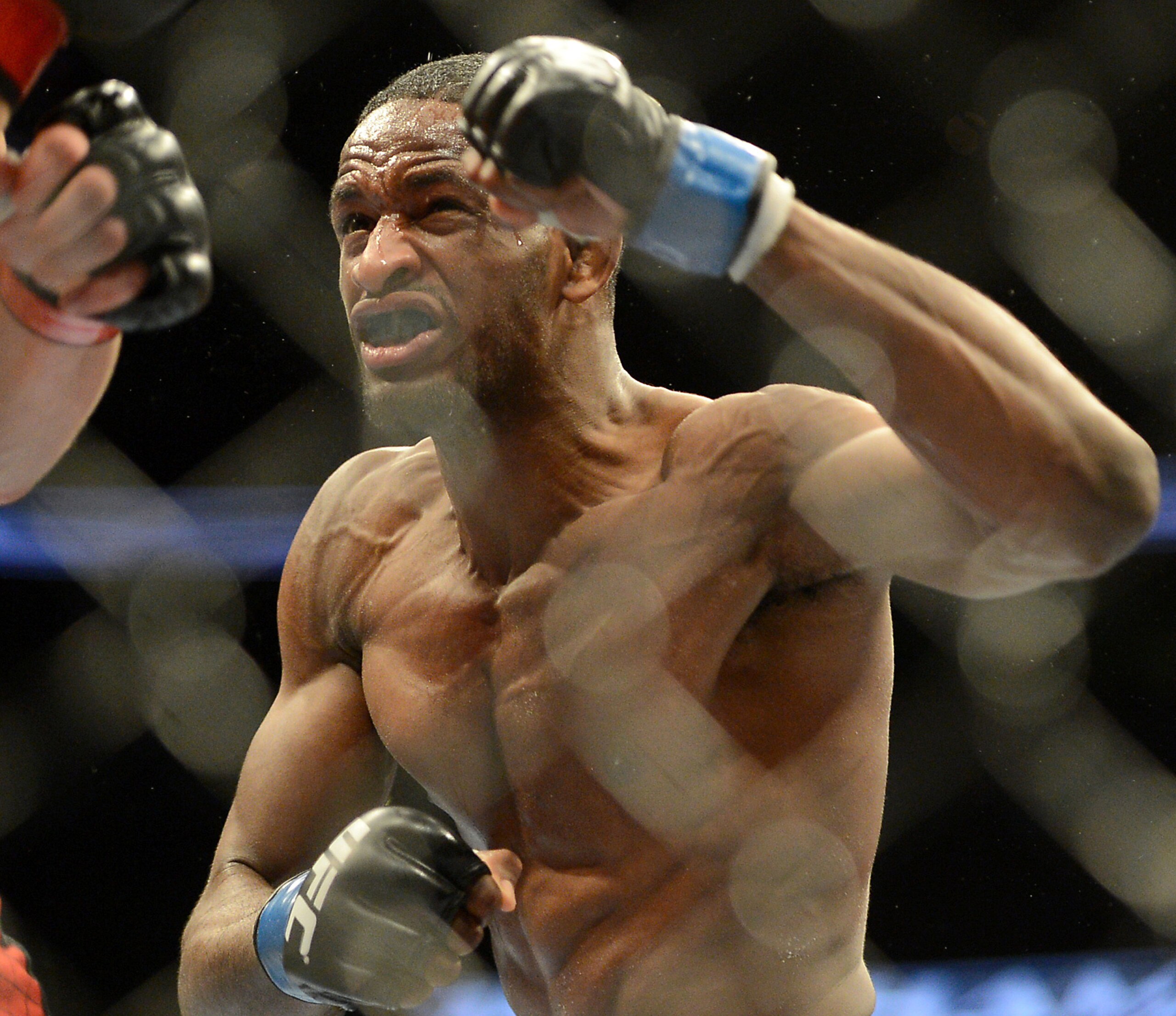 Neil Magny won his bout on the UFC Fight Night 43 undercard.
