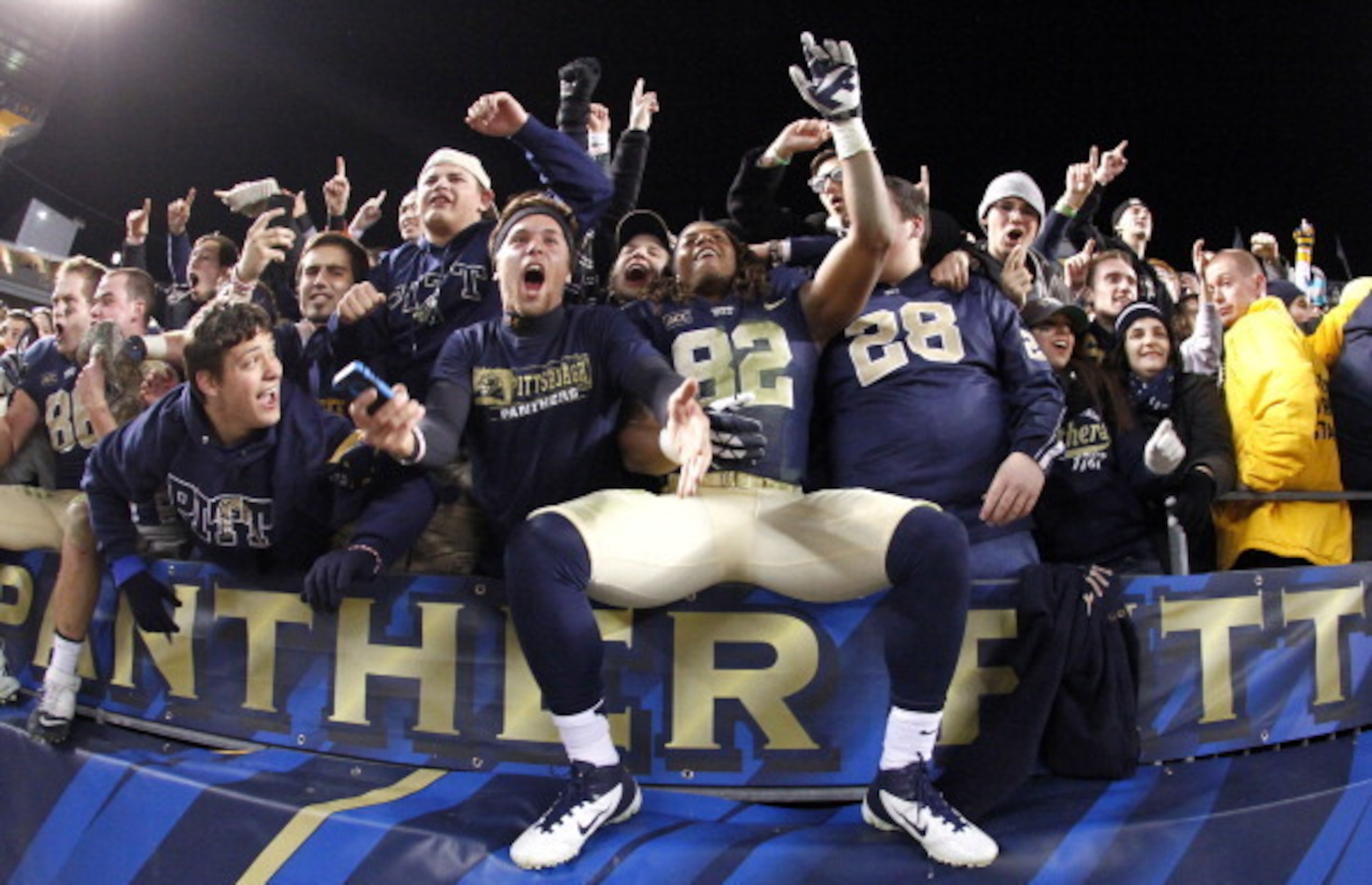 Pitt kicked off its ACC membership with a 28-21 win over Notre Dame.