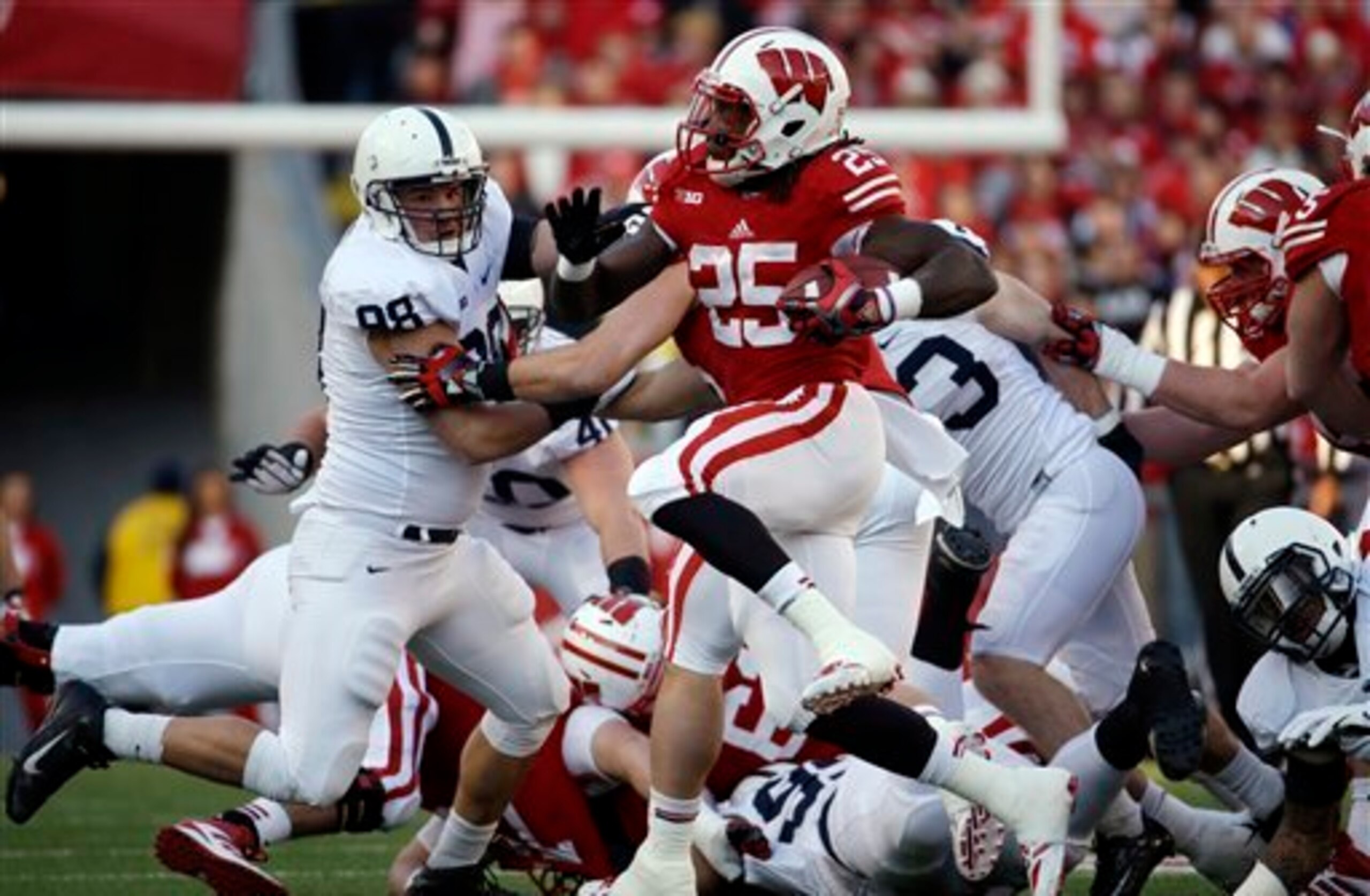 Melvin Gordon and Wisconsin face an easier-than-usual Big Ten slate.