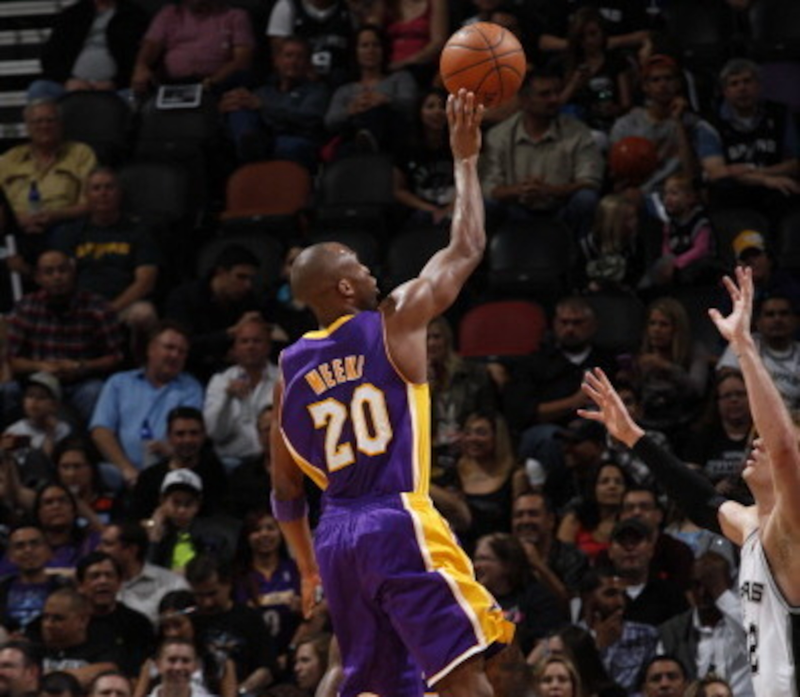 Without Kobe, the Lakers needed points somewhere. Enter Jodie Meeks.