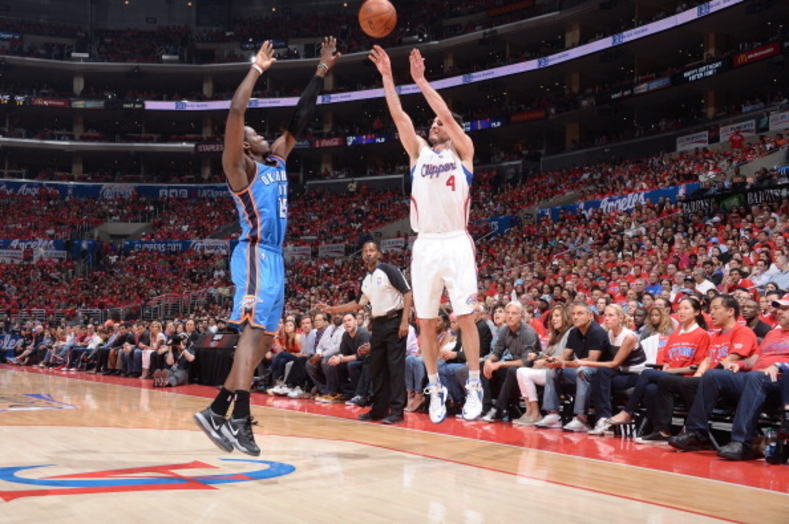 J.J. Redick doing what he's always done best, aside from ticking off Tar Heel fans.
